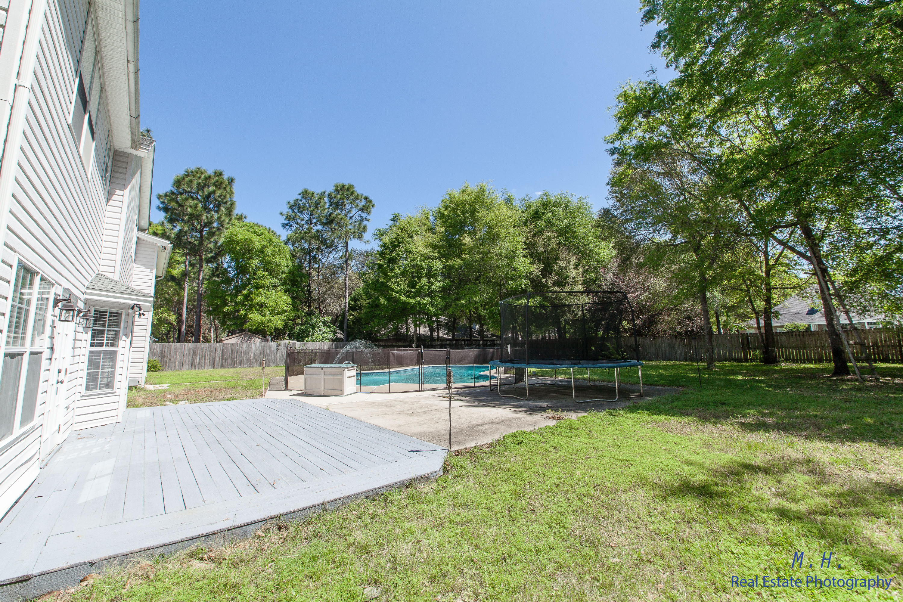 ROCKY BAYOU COUNTRY CLUB ESTATES 08A - Residential