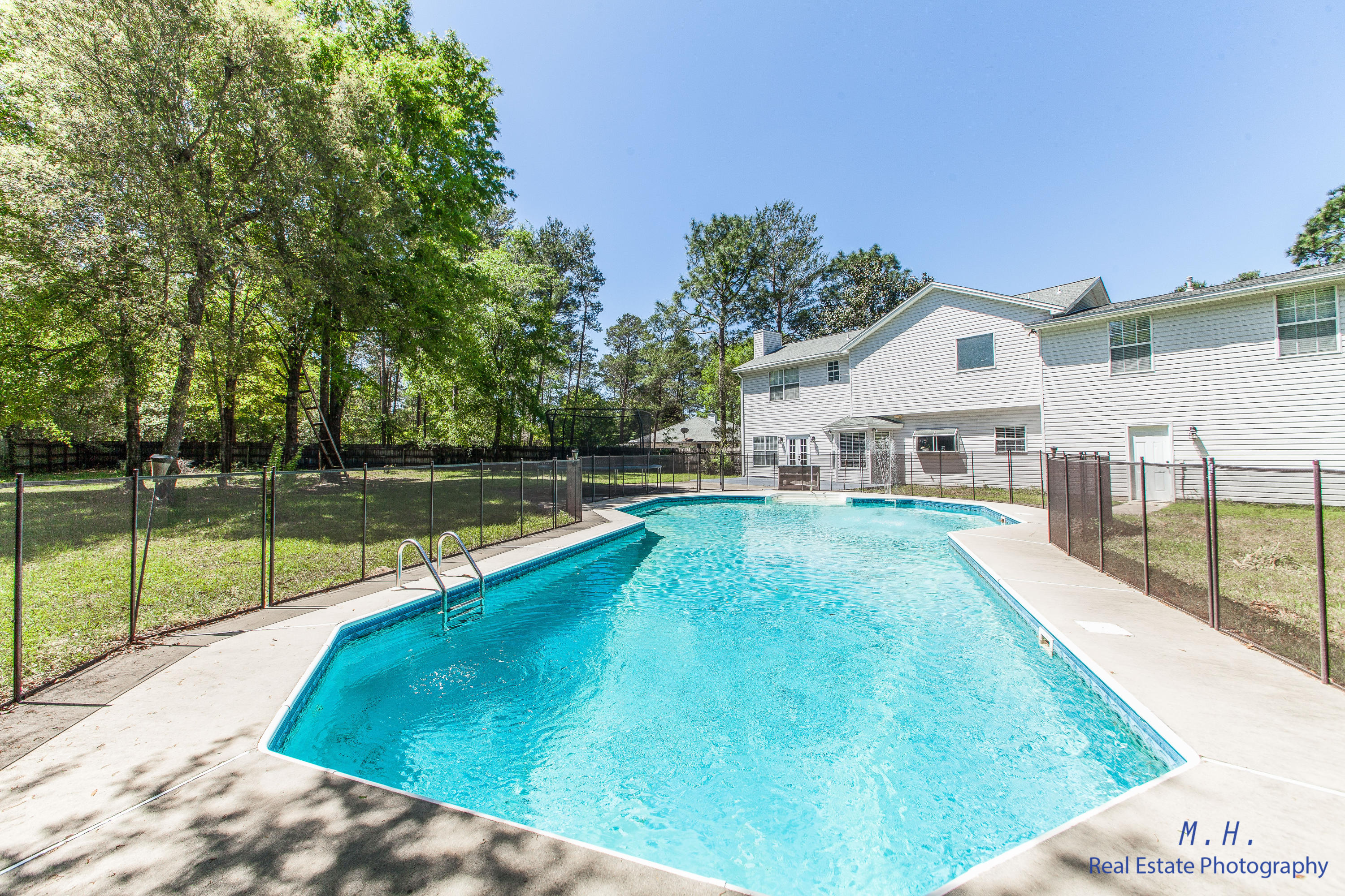 ROCKY BAYOU COUNTRY CLUB ESTATES 08A - Residential