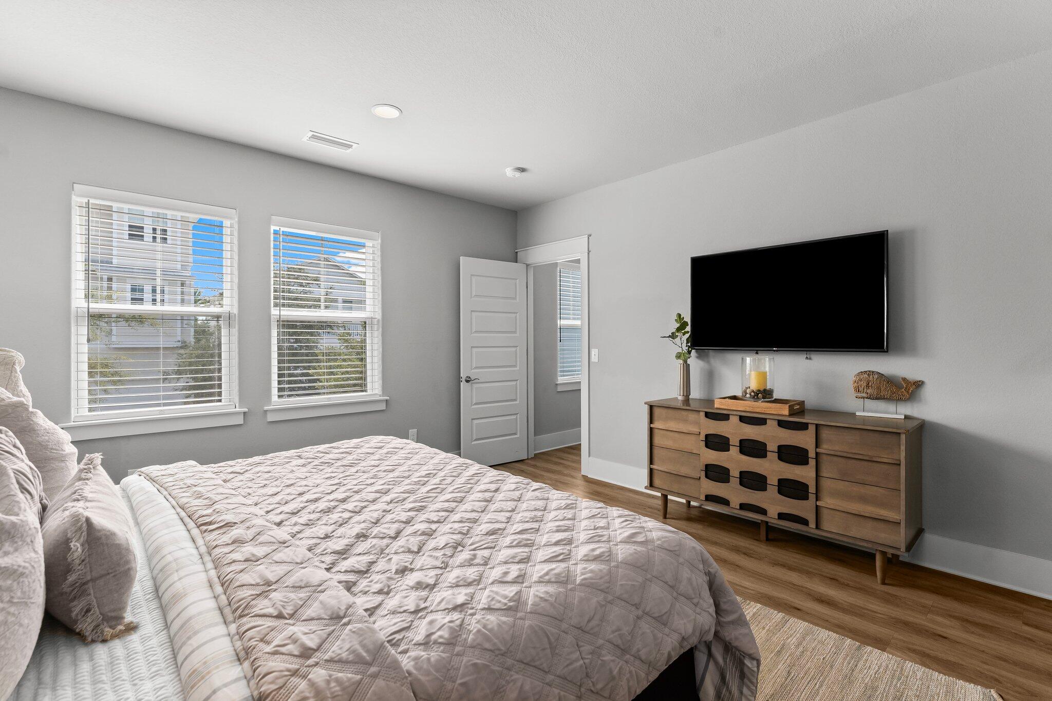 HIGHLAND PARK - Residential Lease