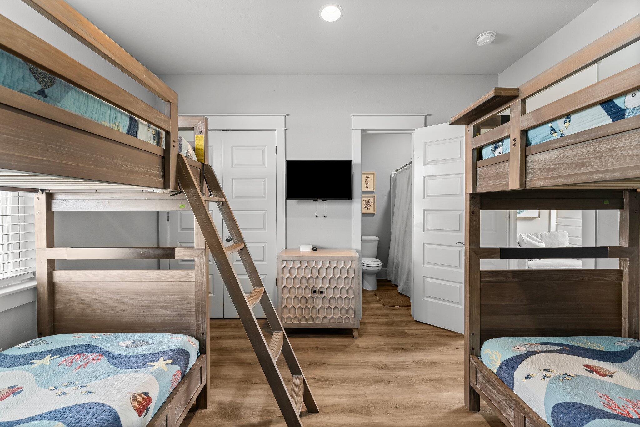 HIGHLAND PARK - Residential Lease