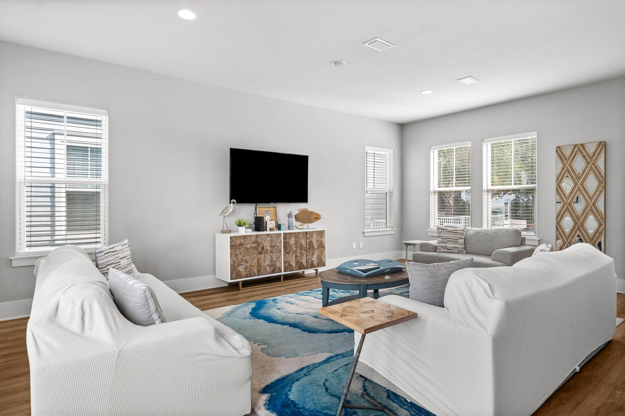 HIGHLAND PARK - Residential Lease