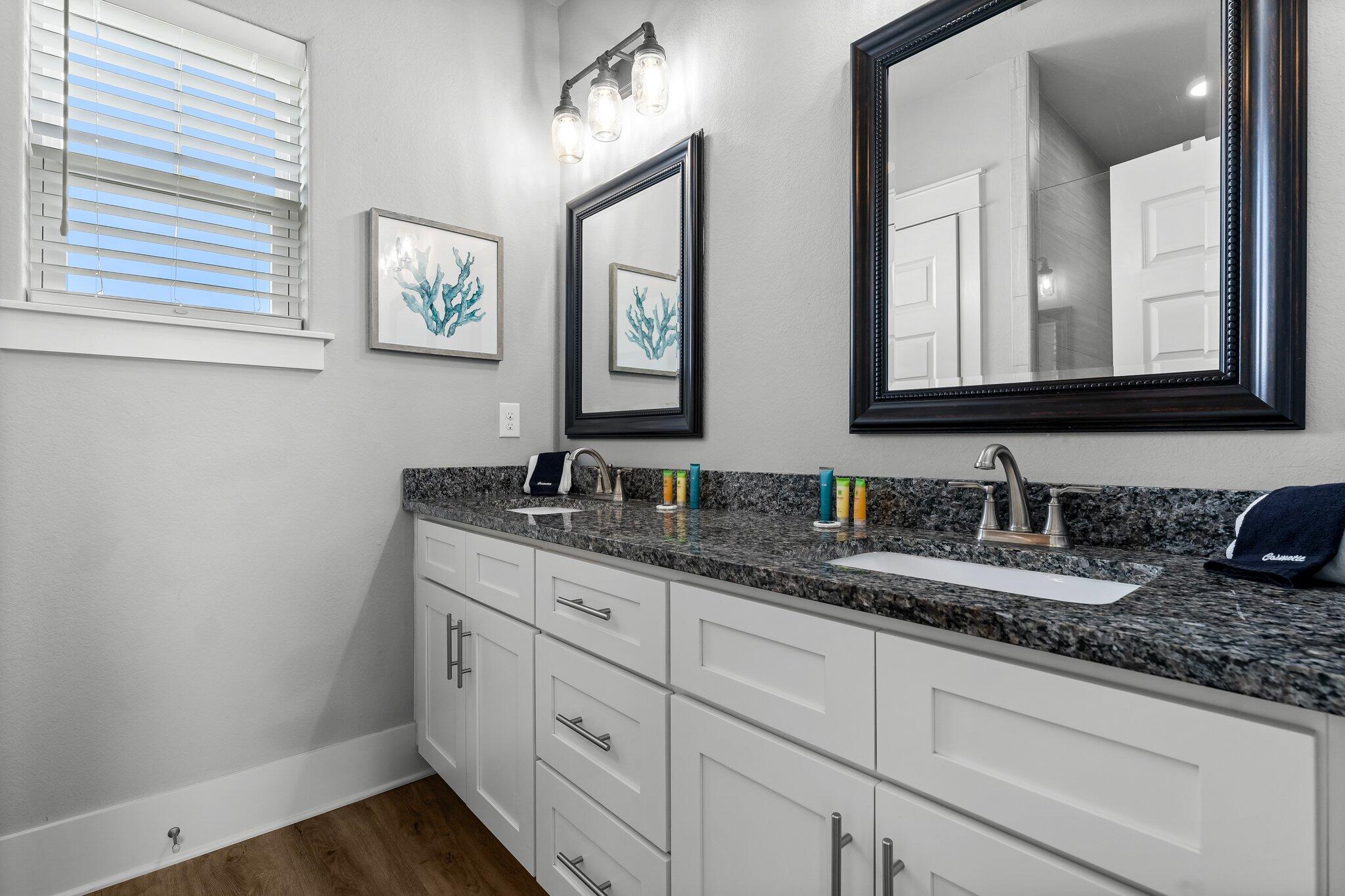 HIGHLAND PARK - Residential Lease