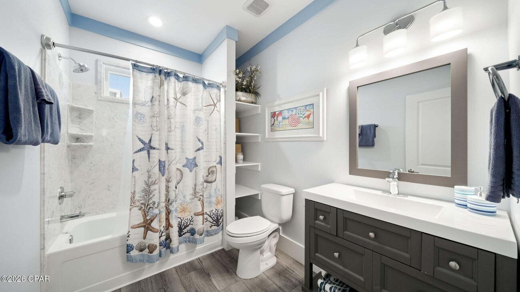 LA VALENCIA BEACH RESORT - Residential