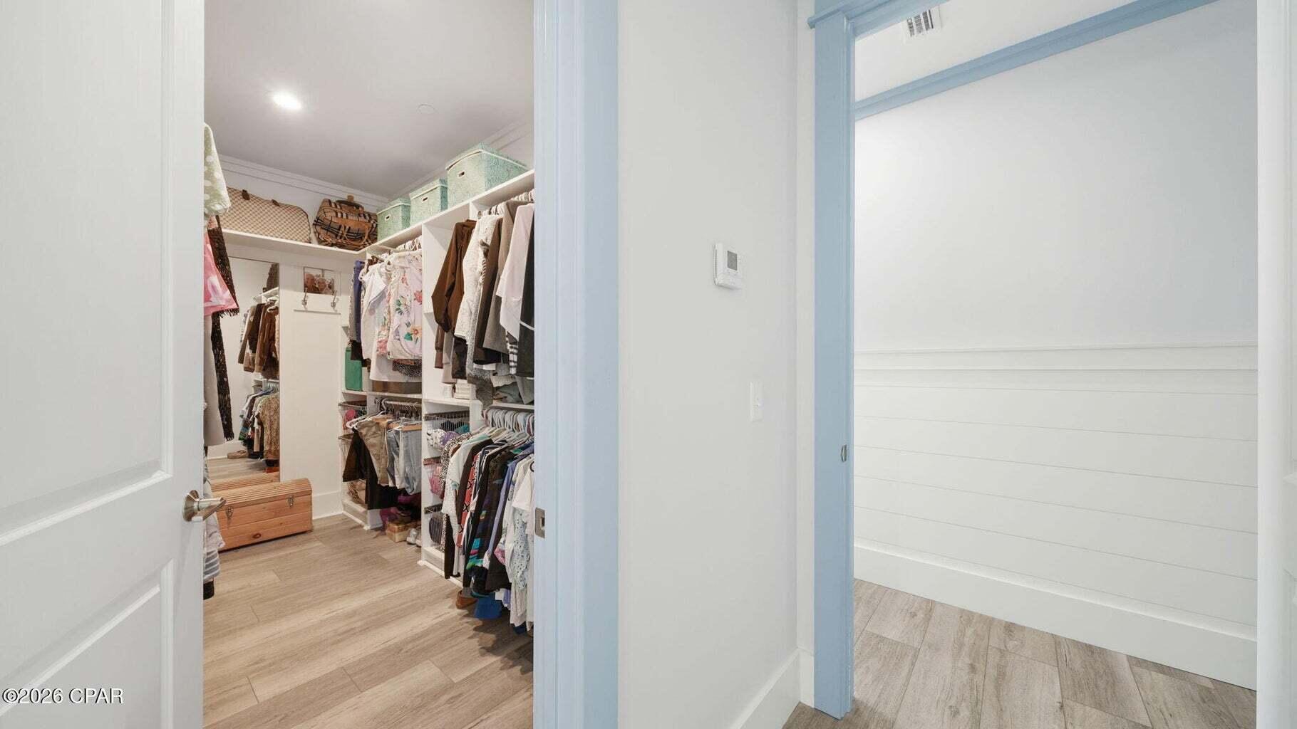 LA VALENCIA BEACH RESORT - Residential