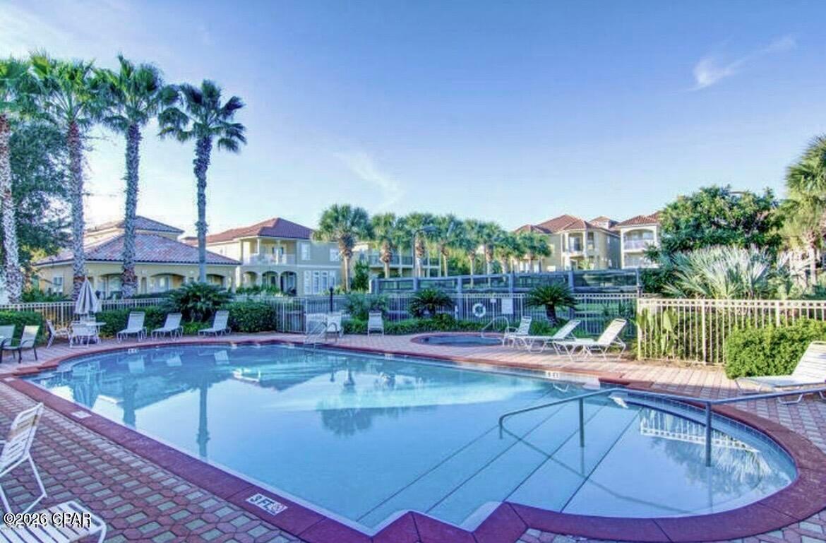 LA VALENCIA BEACH RESORT - Residential