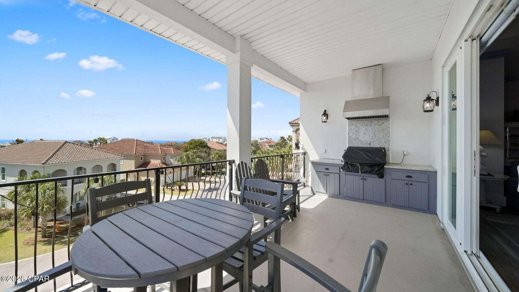 LA VALENCIA BEACH RESORT - Residential