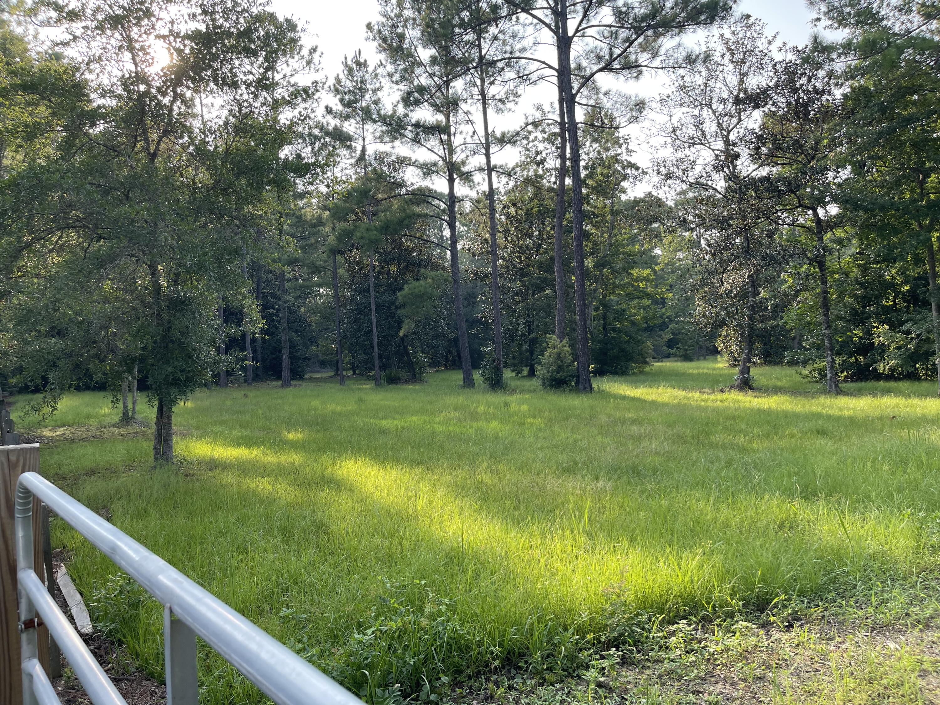 NO RECORDED SUBDIVISION - Land