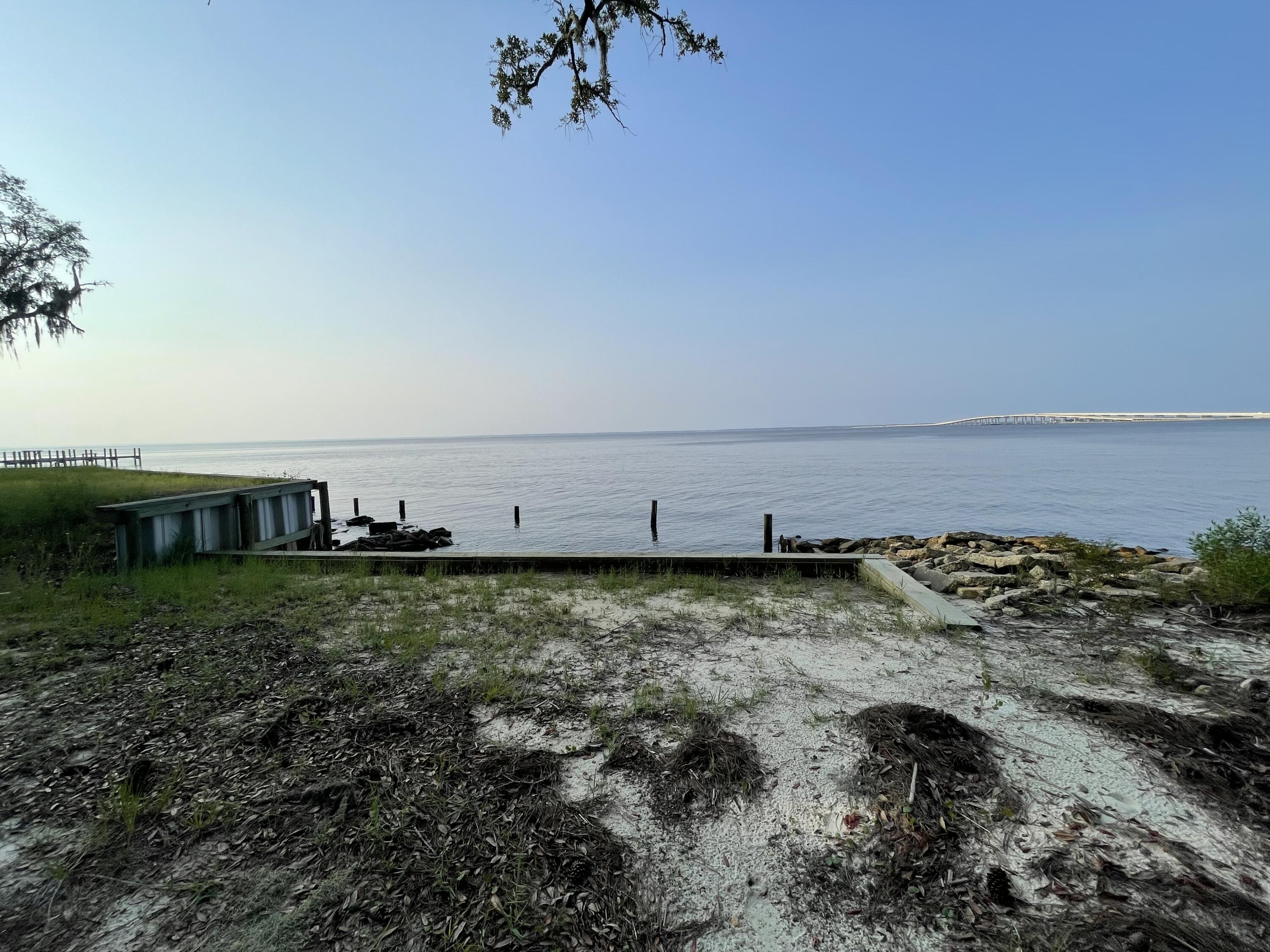 NO RECORDED SUBDIVISION - Land