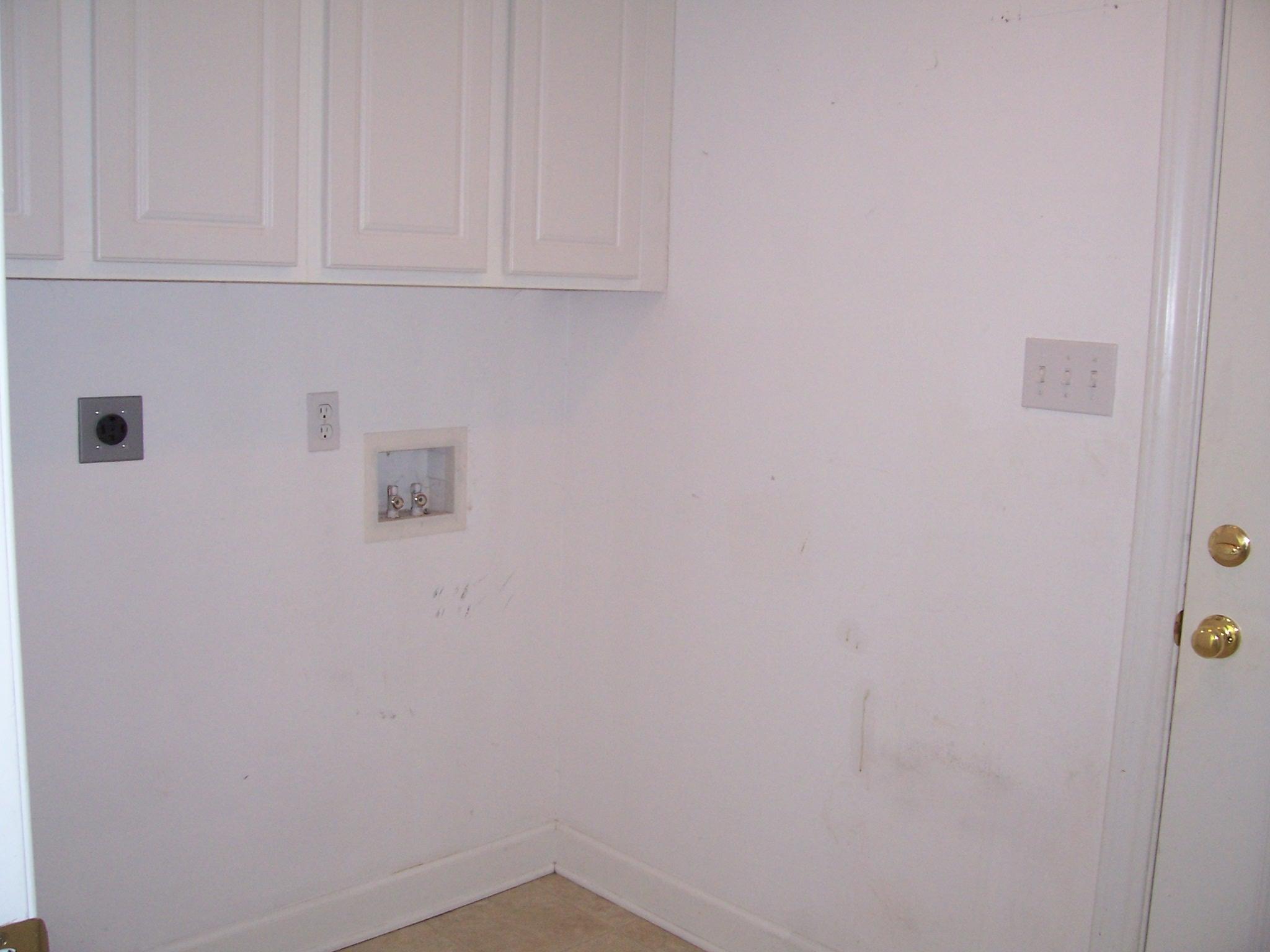 BULLOCK ESTATES - Residential Lease