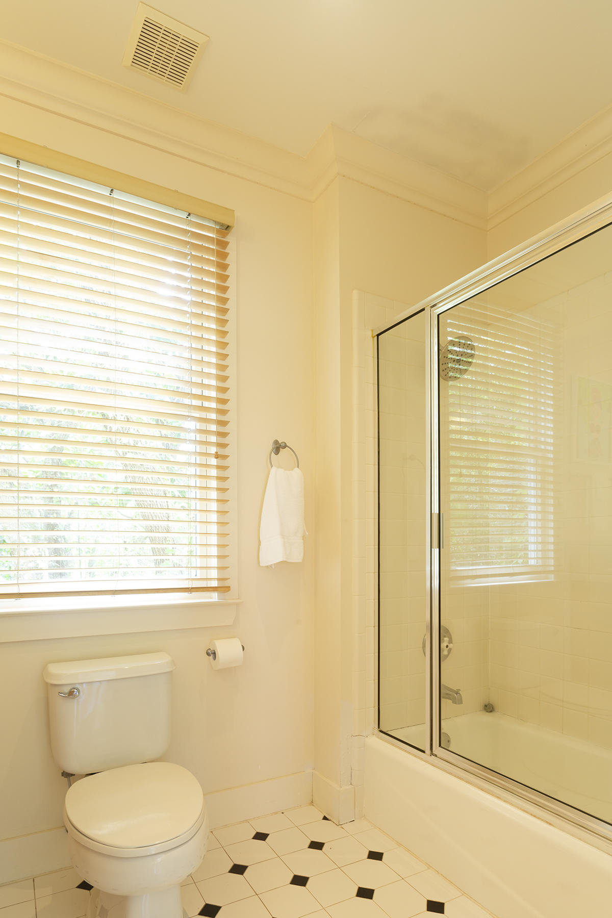 SEAGROVE 1ST ADDN - Residential
