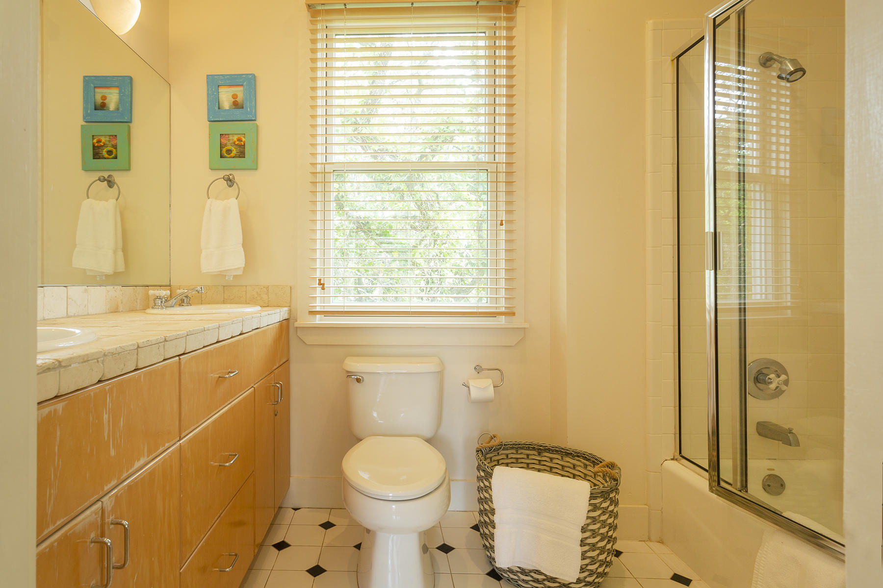 SEAGROVE 1ST ADDN - Residential