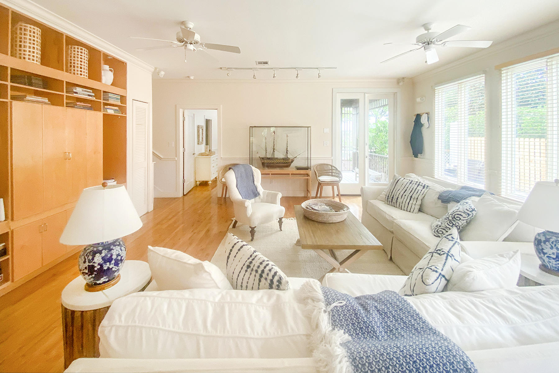 SEAGROVE 1ST ADDN - Residential