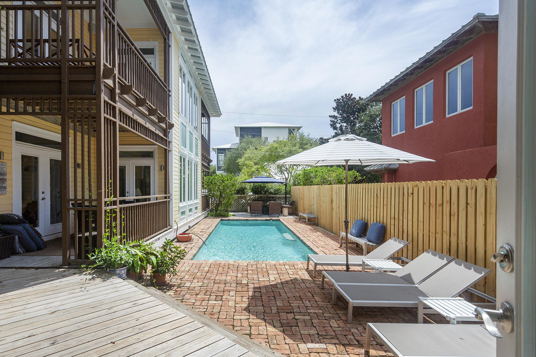 SEAGROVE 1ST ADDN - Residential