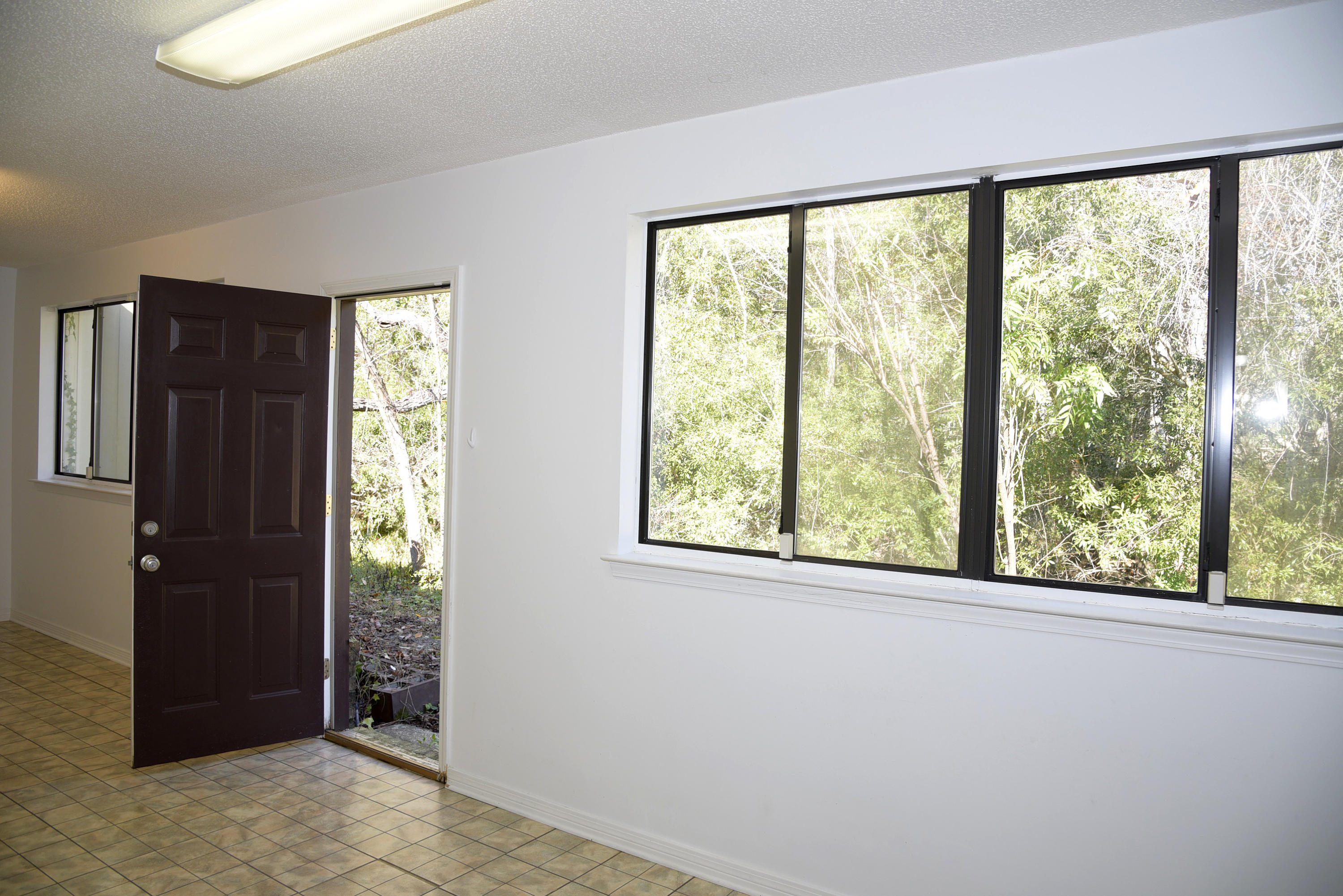 HIDDEN COVE T/H - Residential Lease