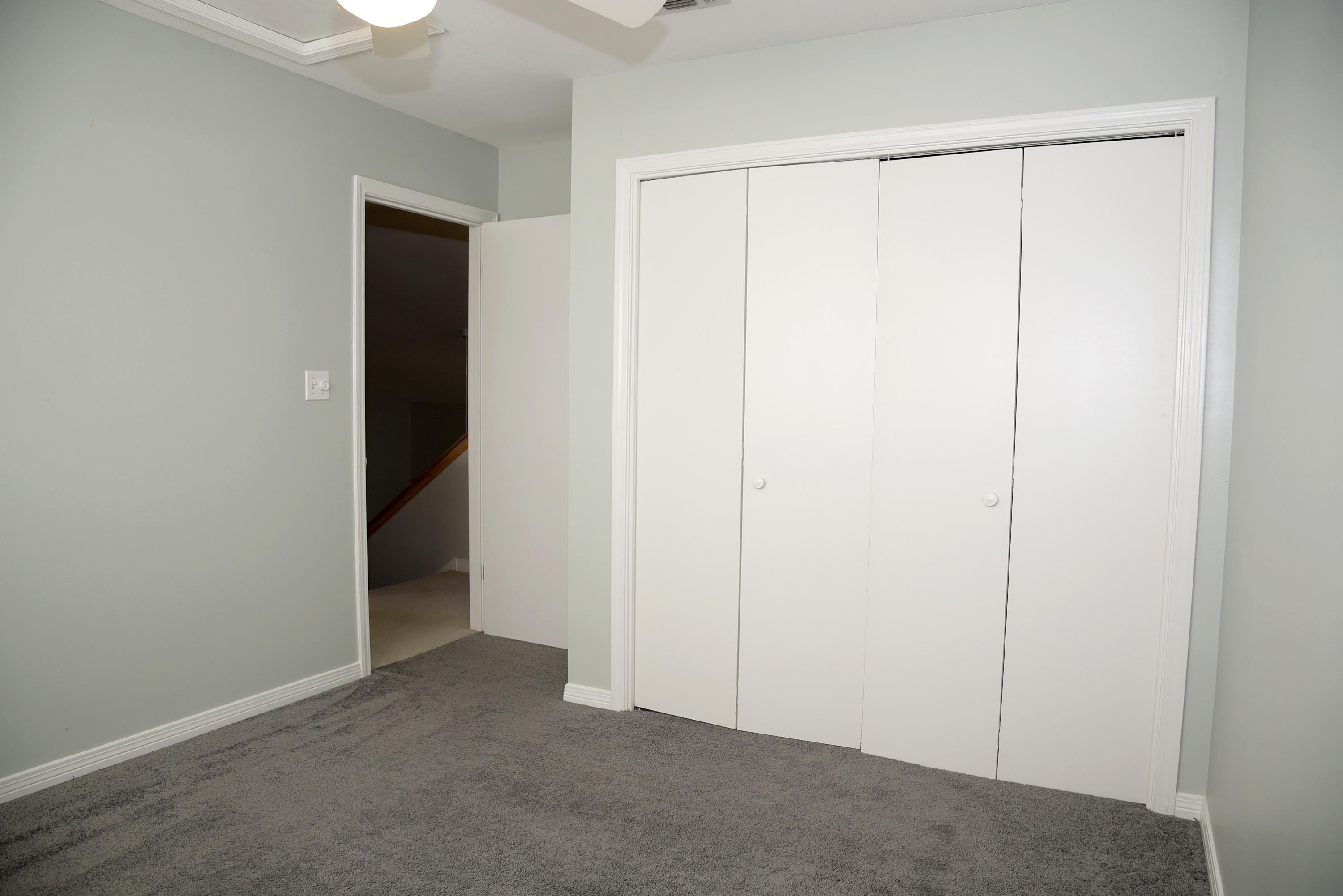 HIDDEN COVE T/H - Residential Lease