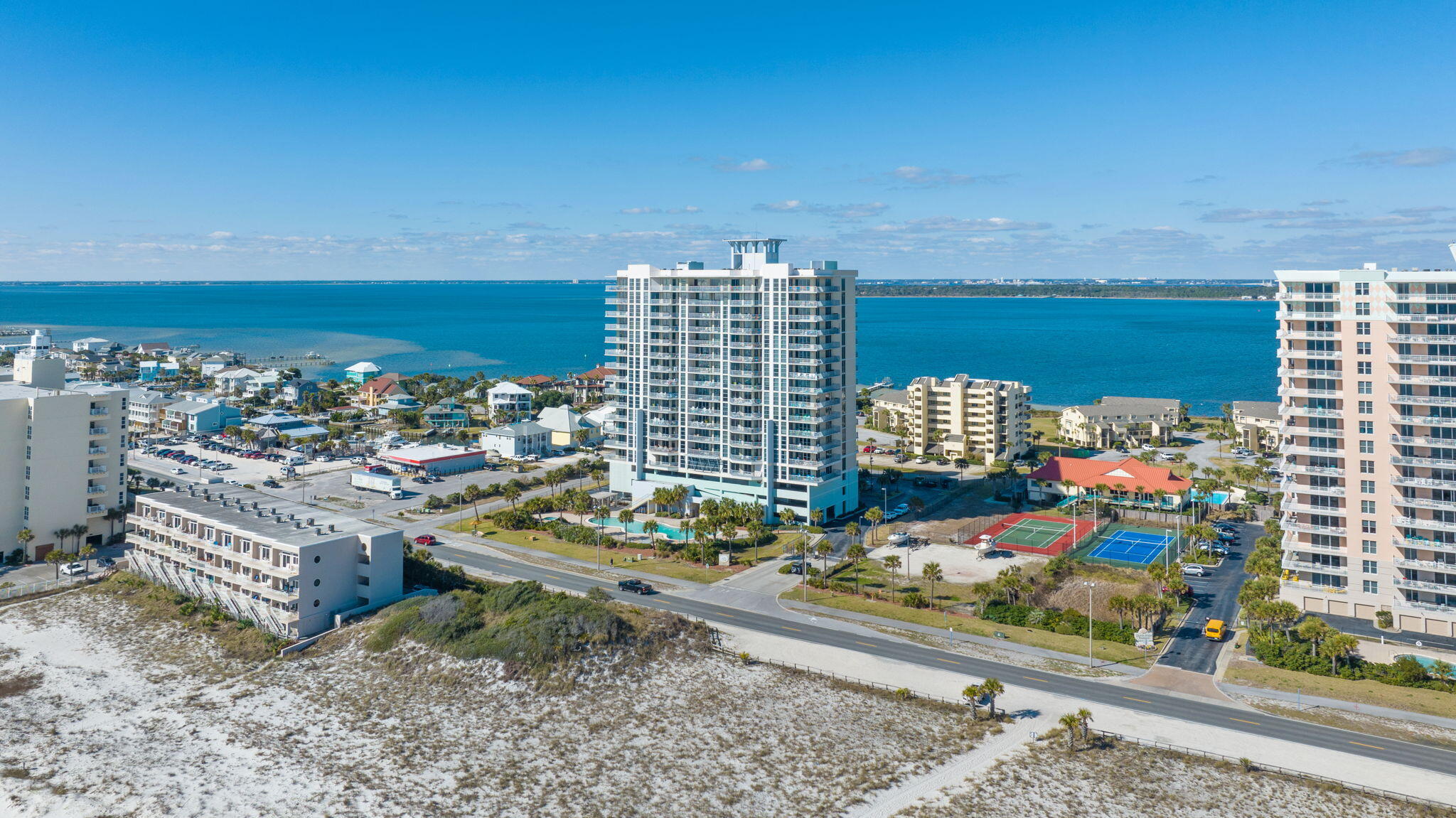 Emerald Dolphin - Residential