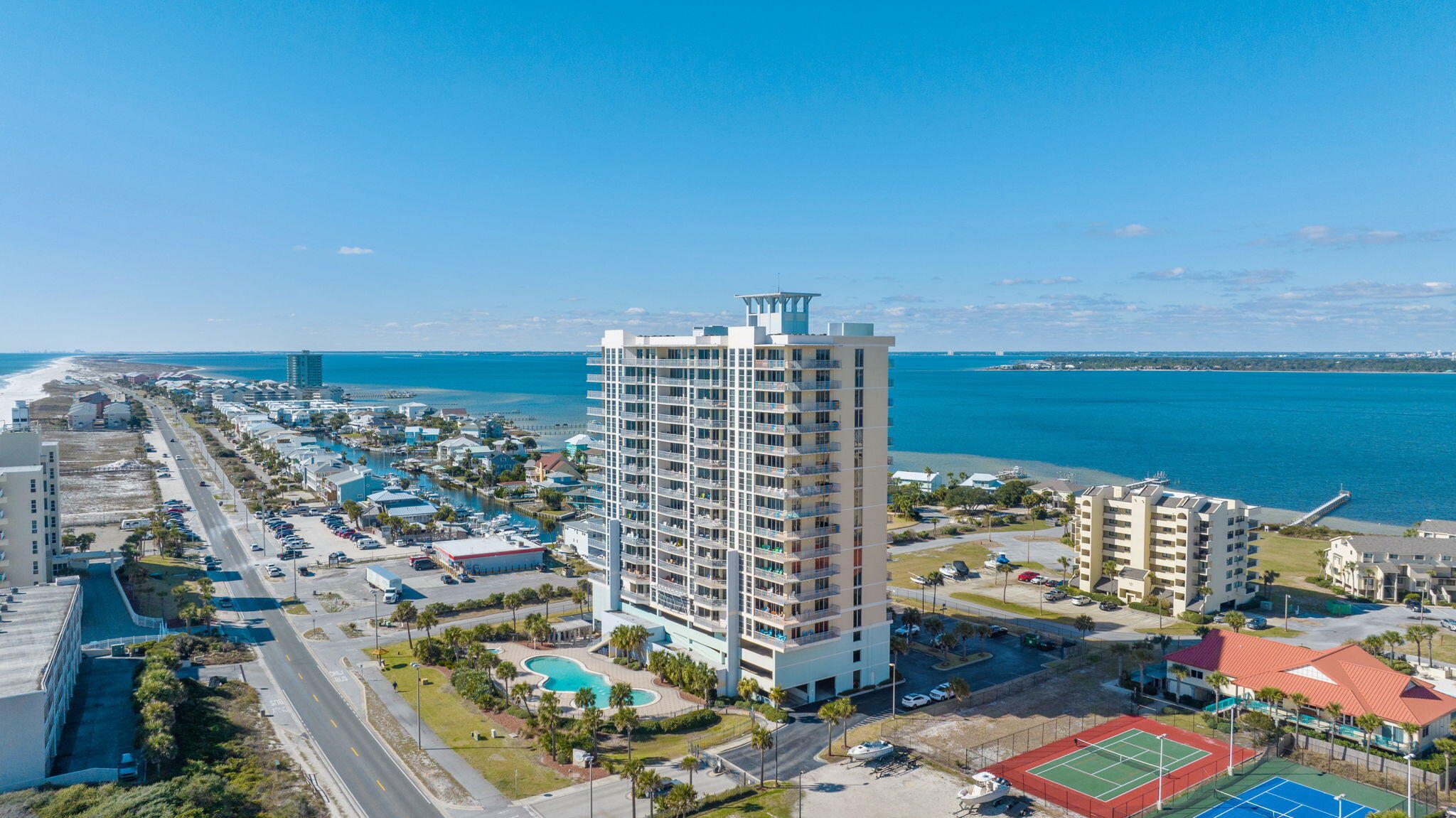 Emerald Dolphin - Residential