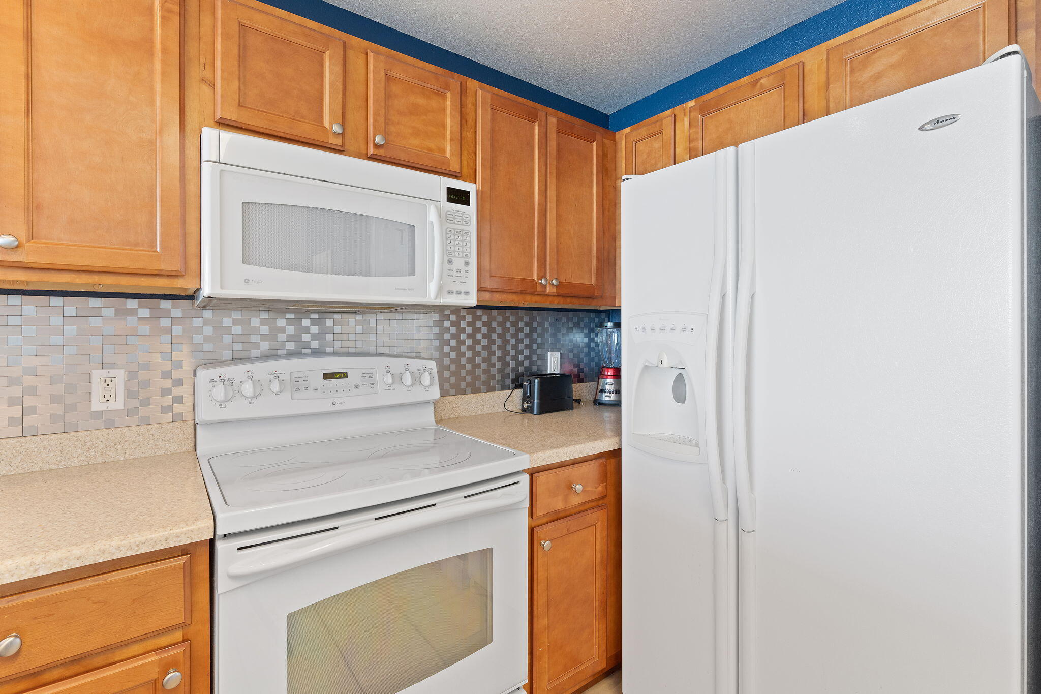 Emerald Dolphin - Residential