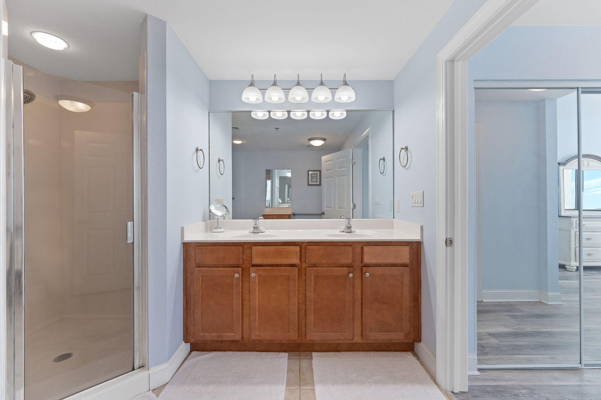 Emerald Dolphin - Residential