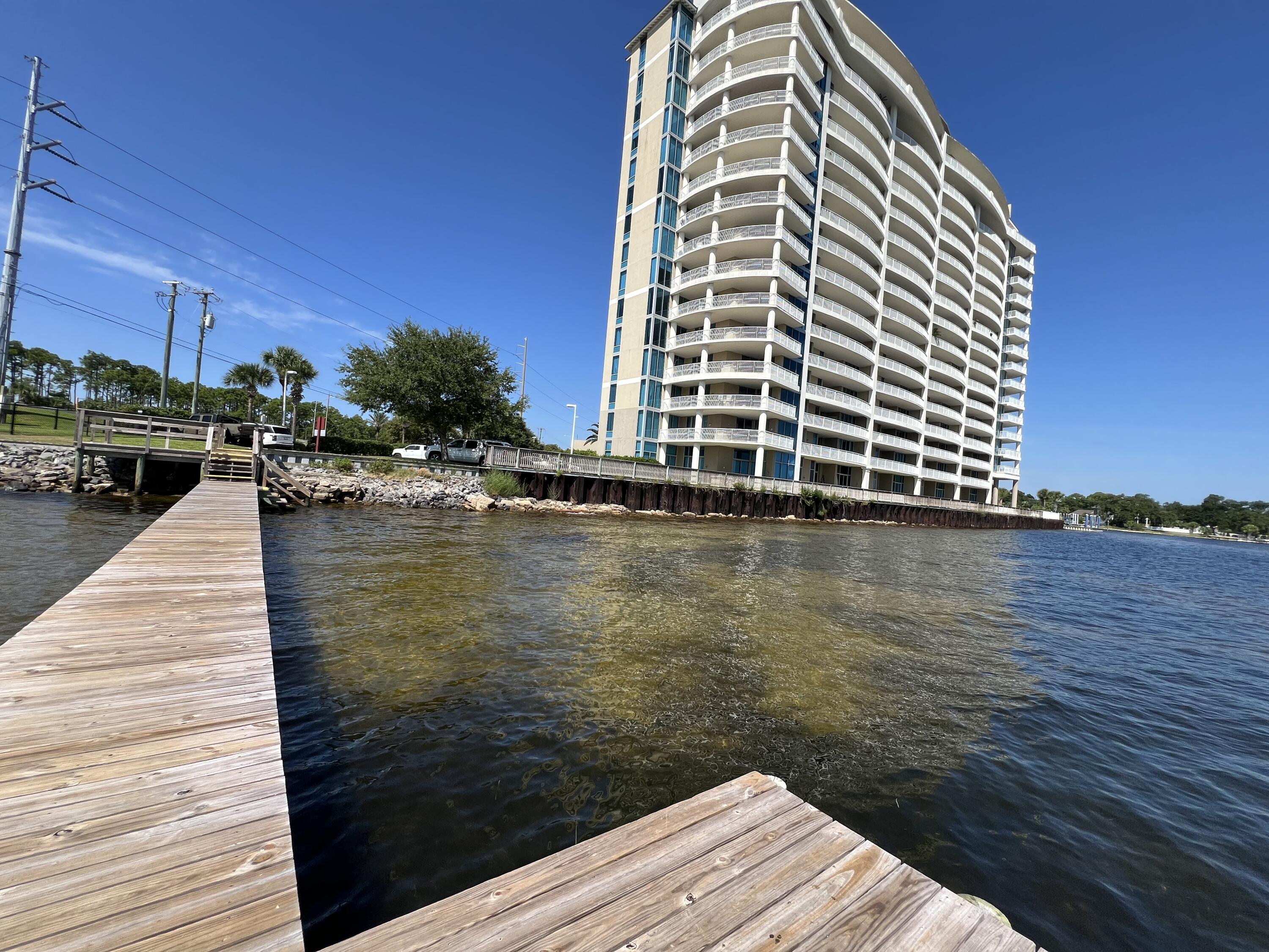 MARINA LANDING - Residential