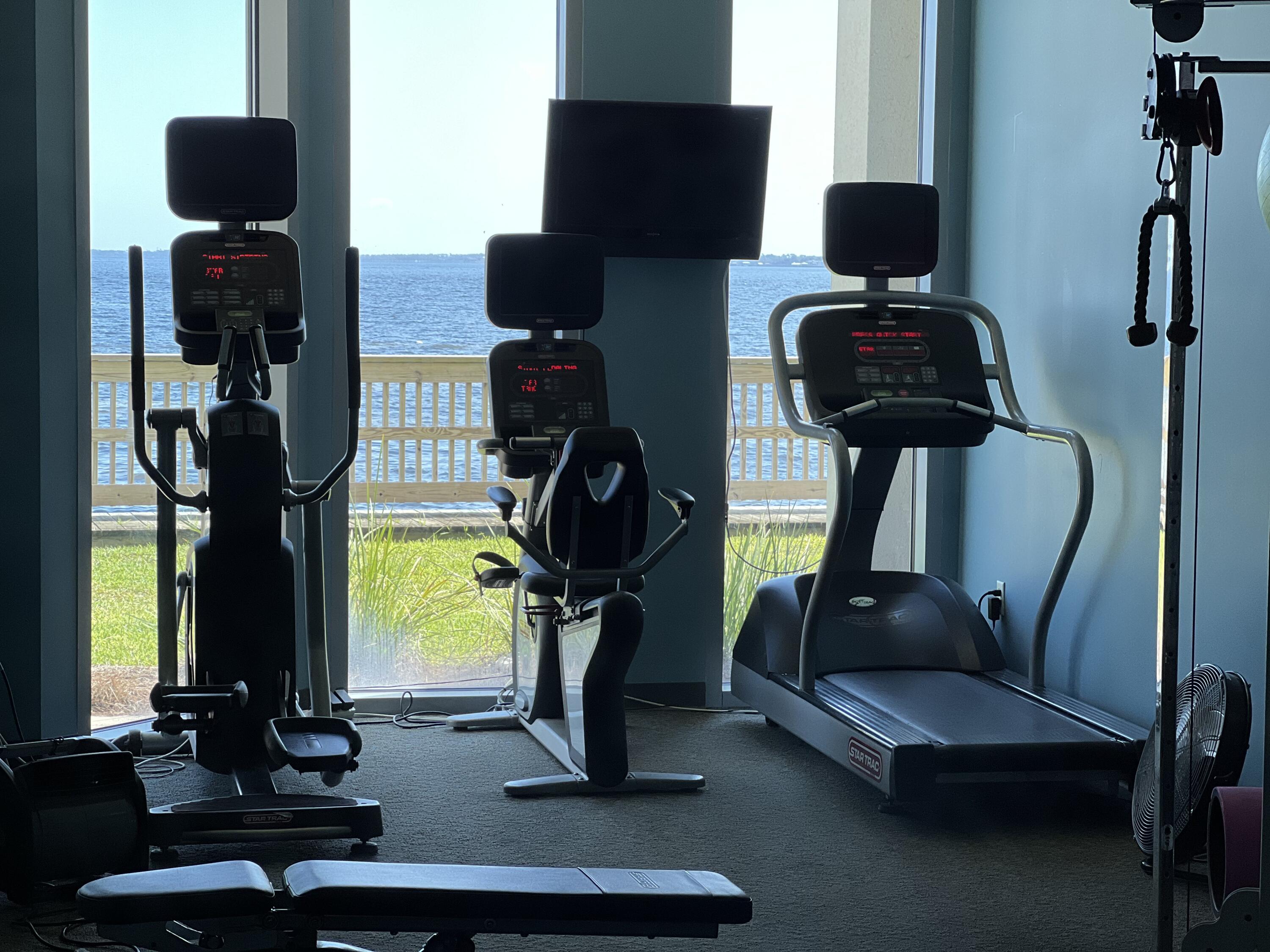 MARINA LANDING - Residential