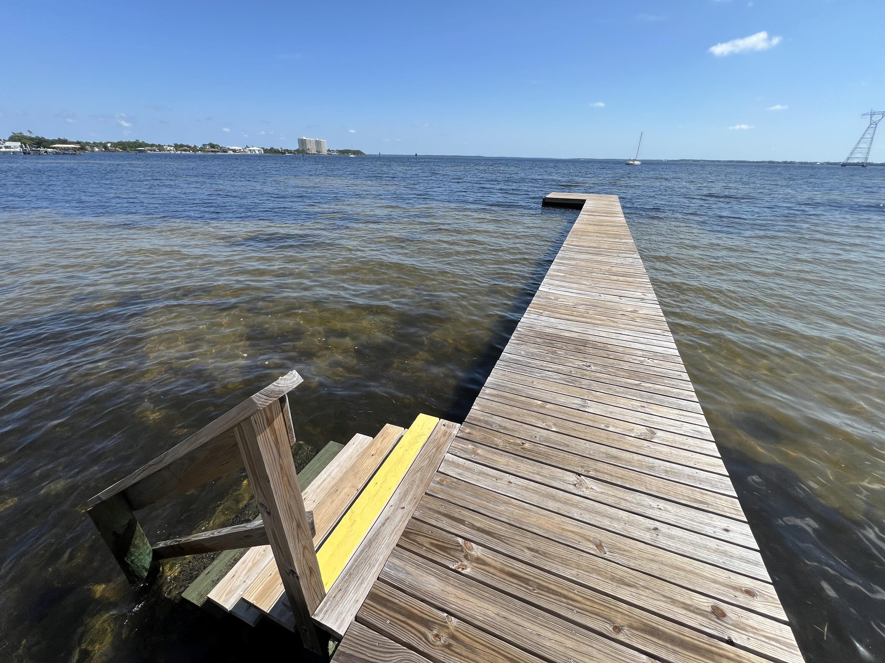 MARINA LANDING - Residential