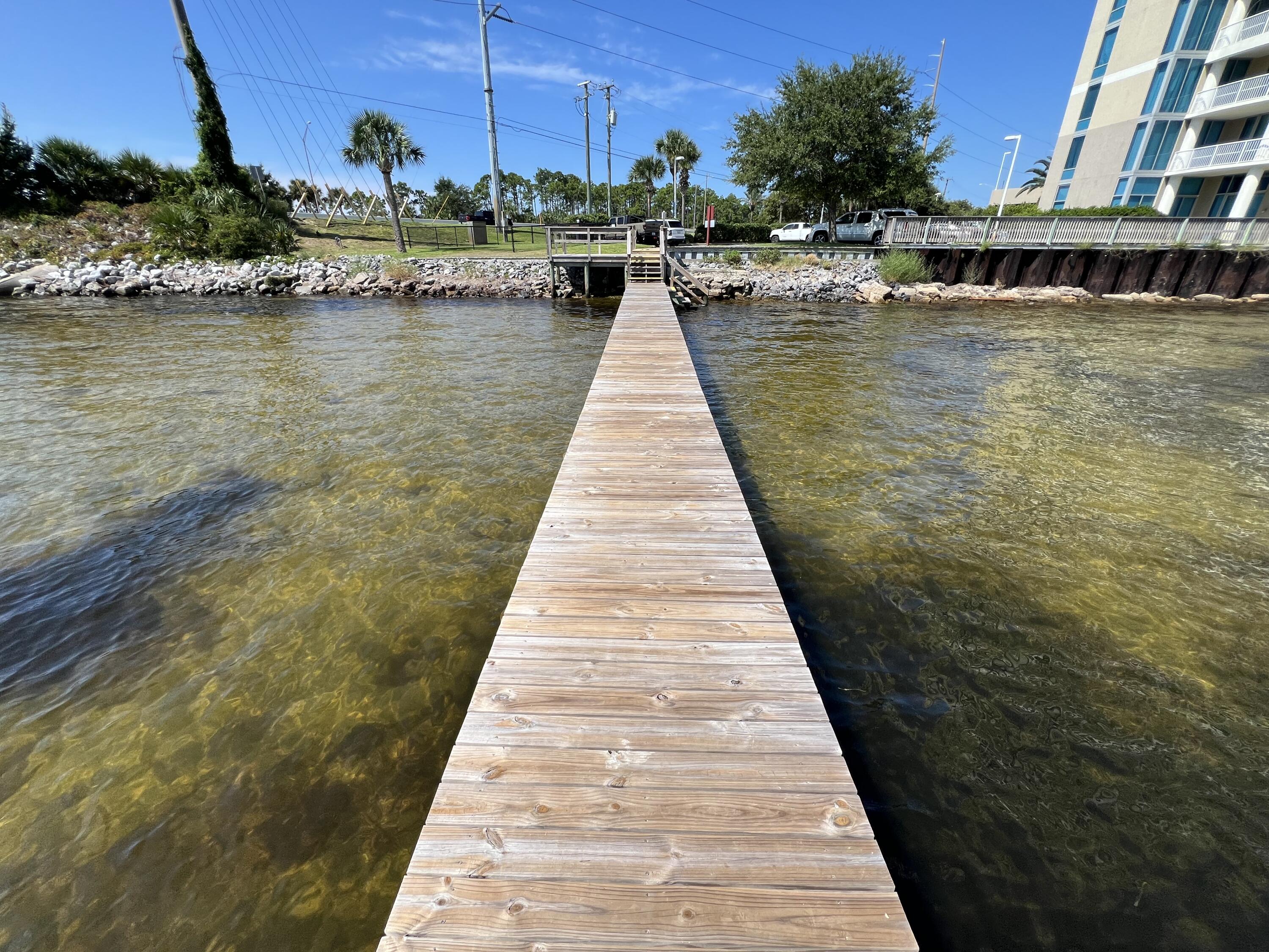 MARINA LANDING - Residential