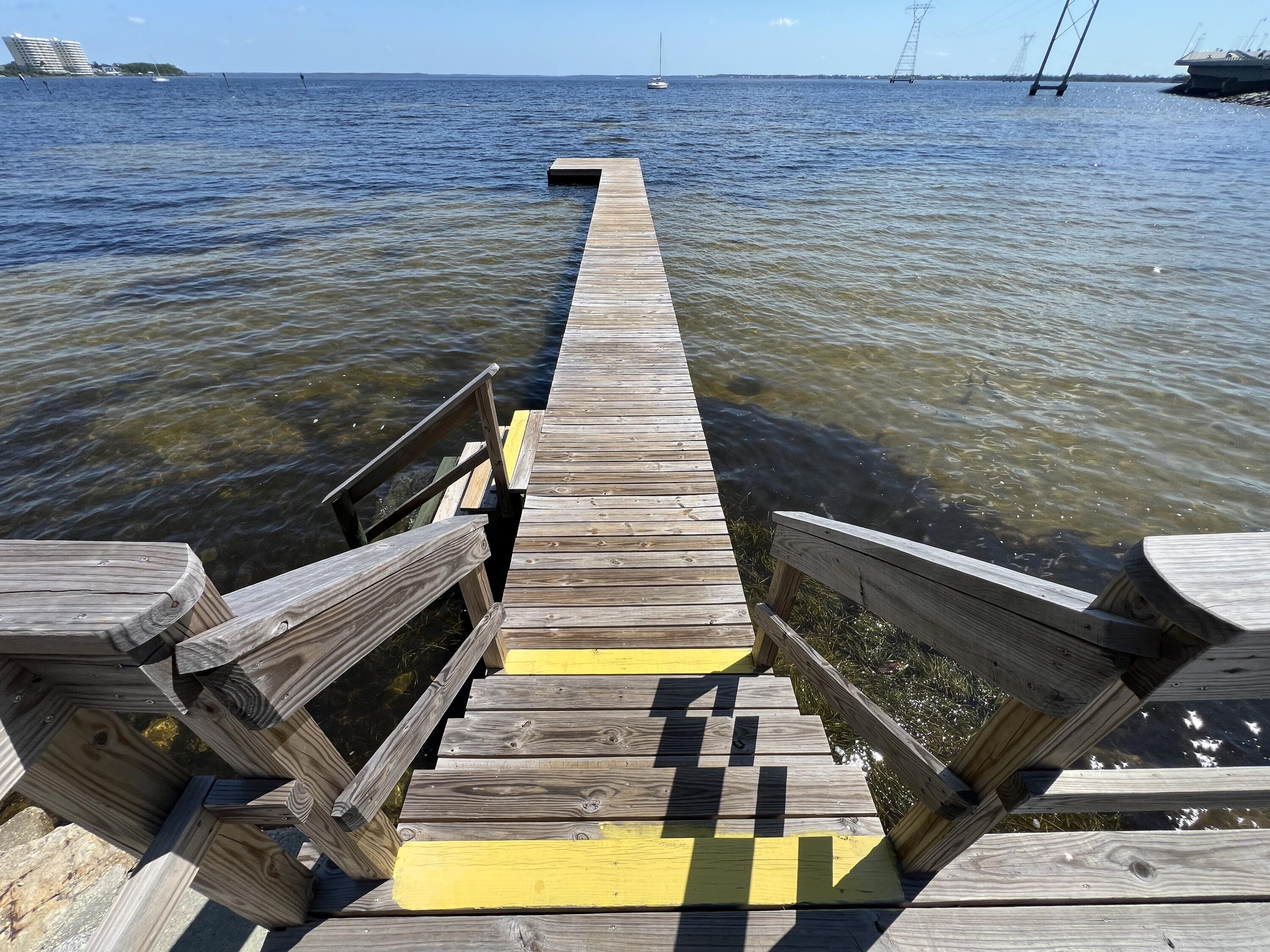 MARINA LANDING - Residential