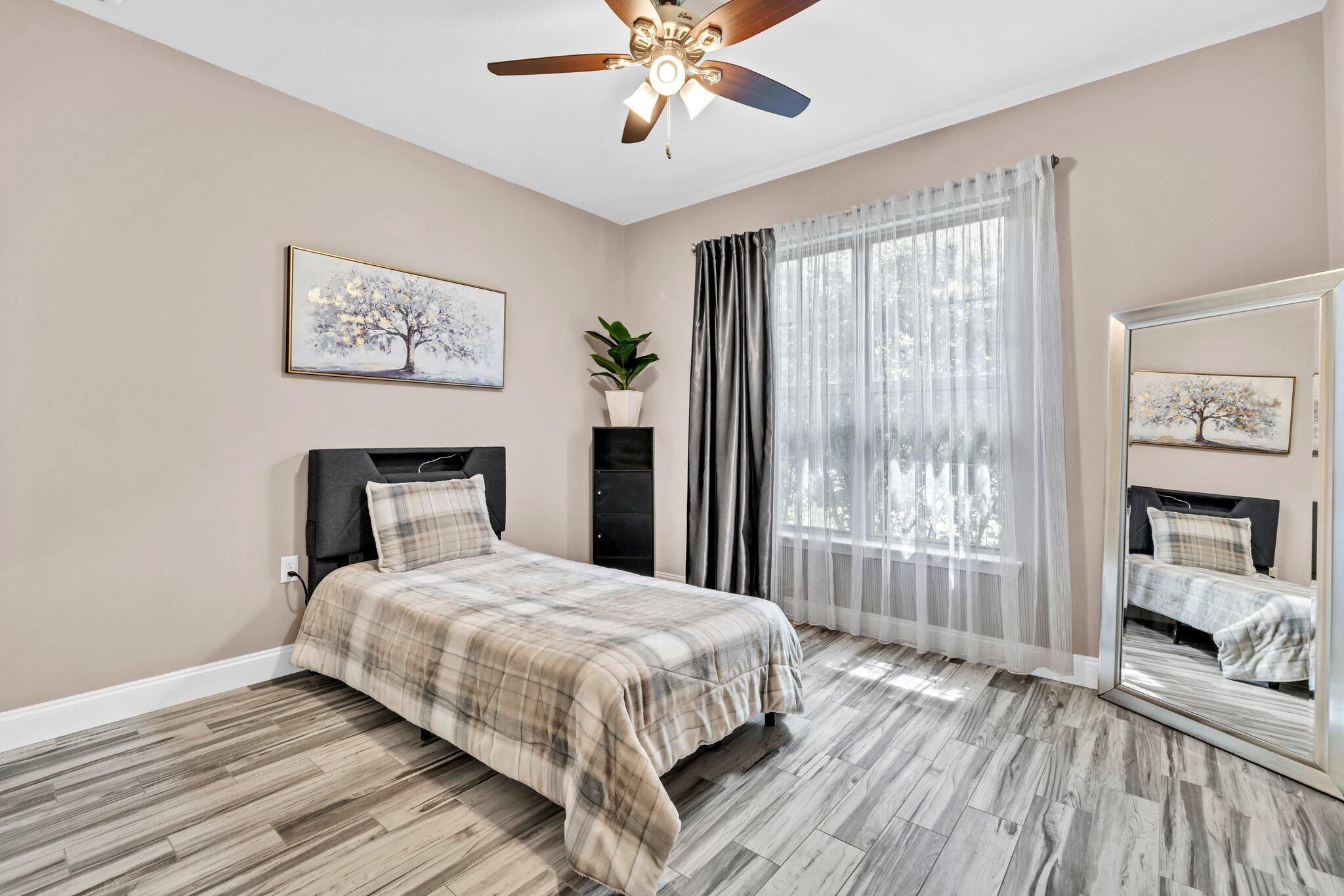 CREDENCE CROSSING - Residential