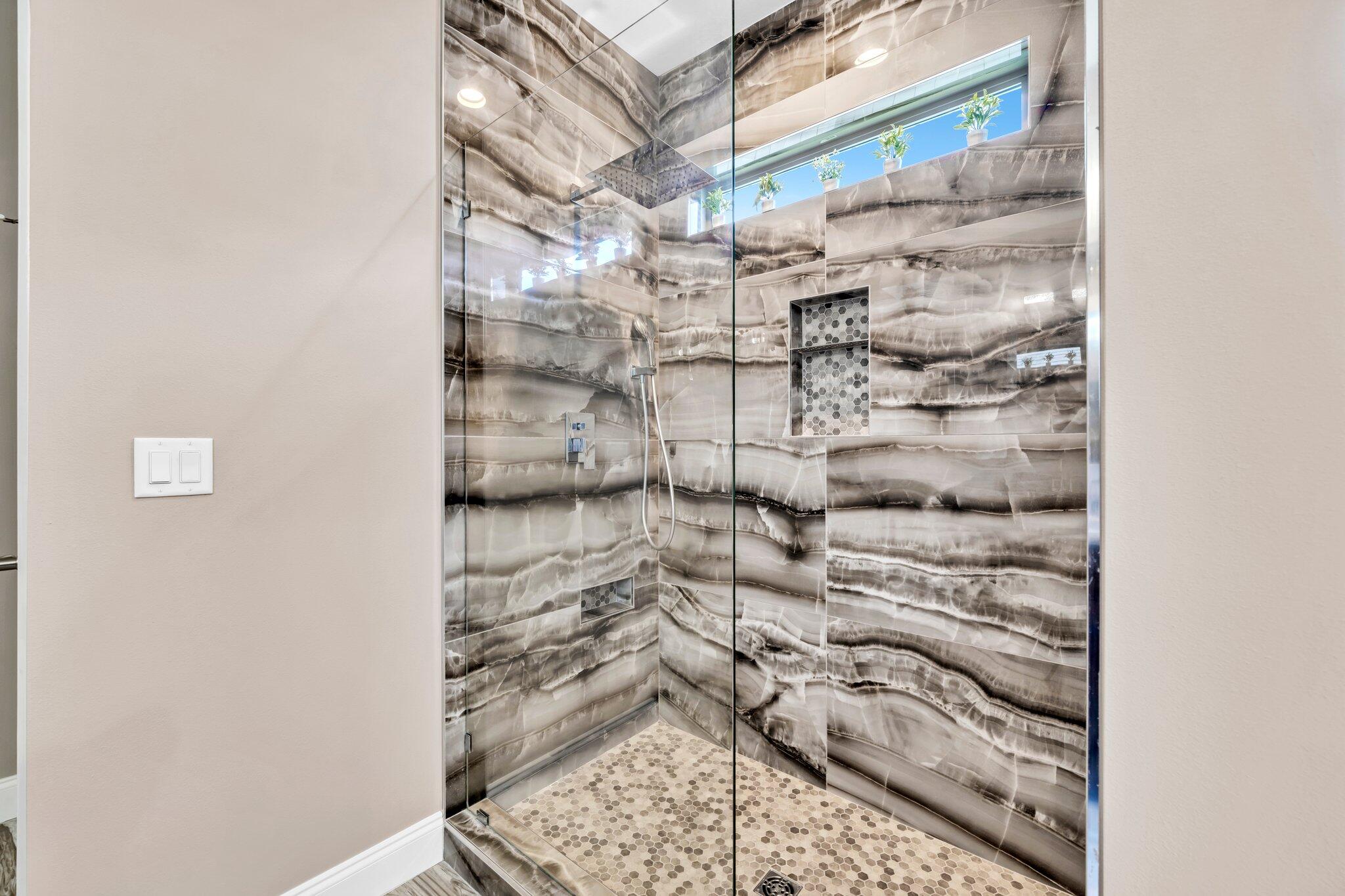 CREDENCE CROSSING - Residential
