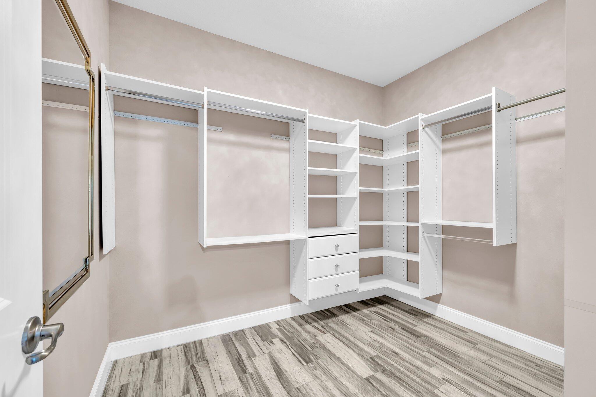 CREDENCE CROSSING - Residential
