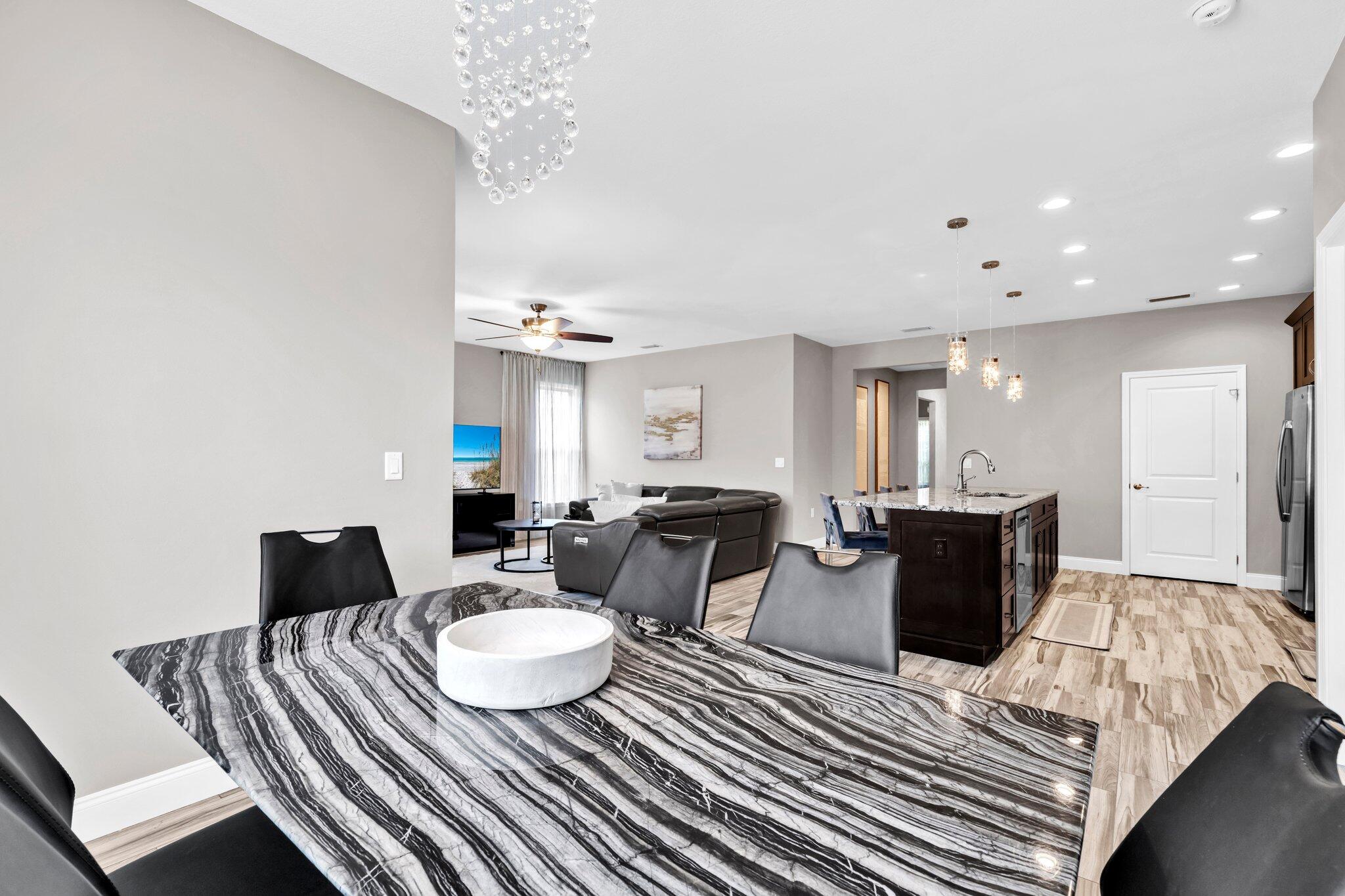 CREDENCE CROSSING - Residential