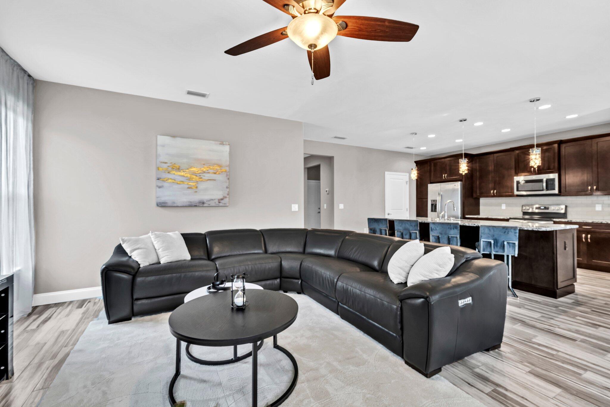 CREDENCE CROSSING - Residential