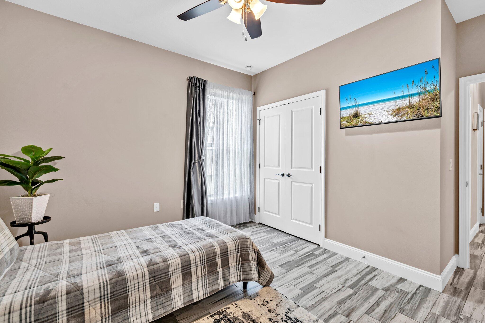 CREDENCE CROSSING - Residential