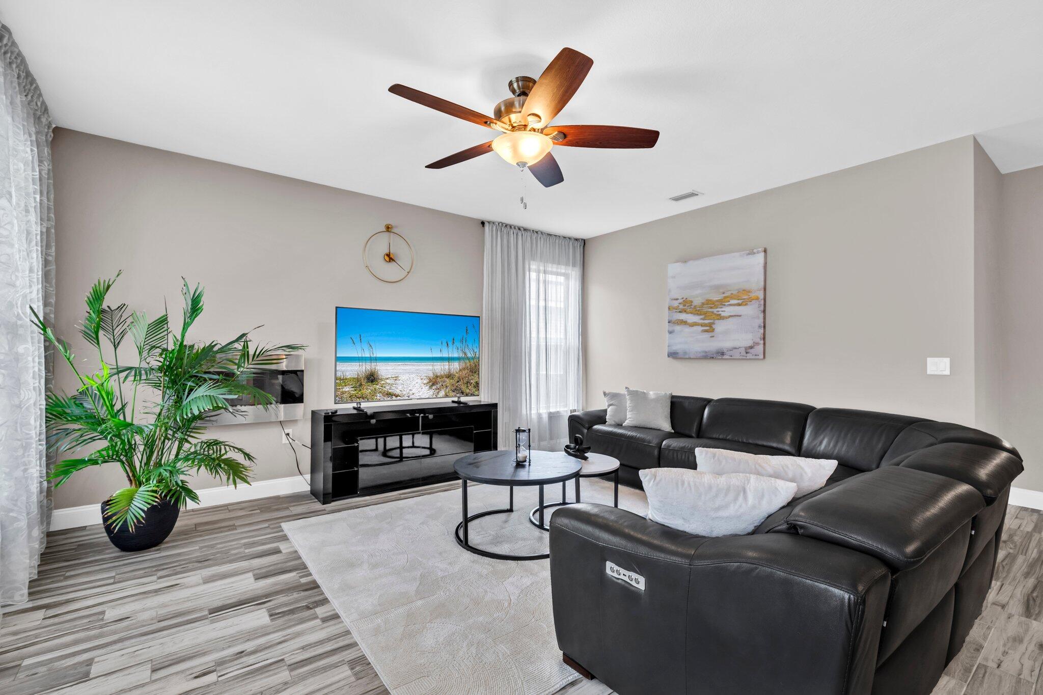 CREDENCE CROSSING - Residential