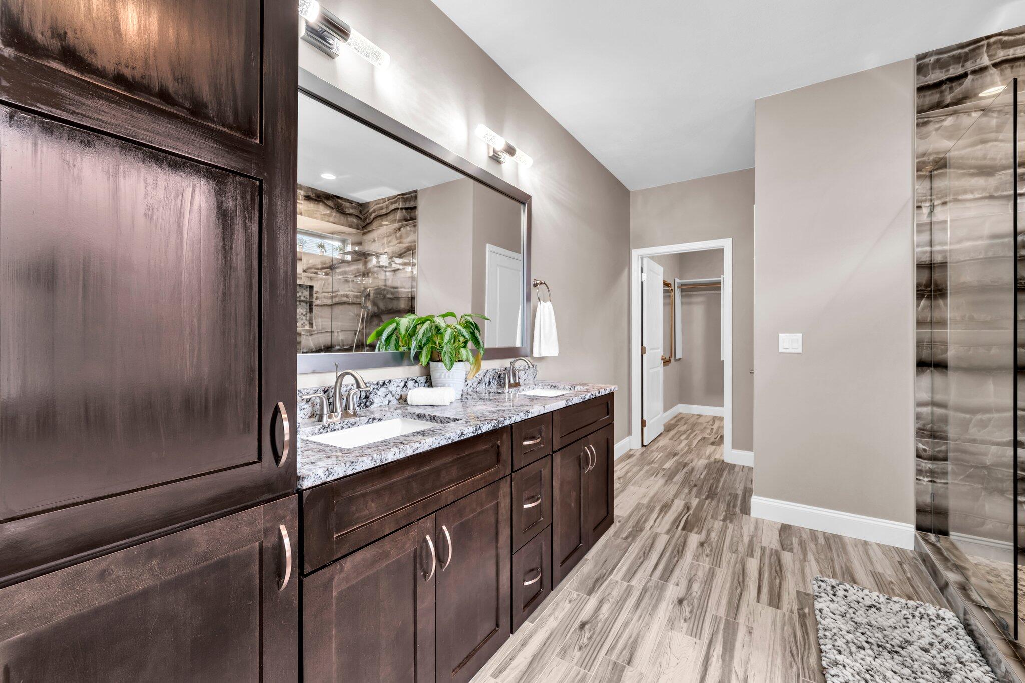 CREDENCE CROSSING - Residential