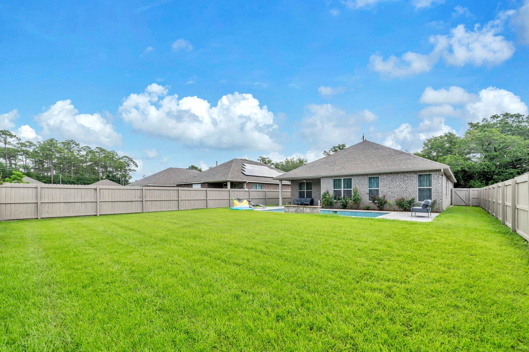 CREDENCE CROSSING - Residential