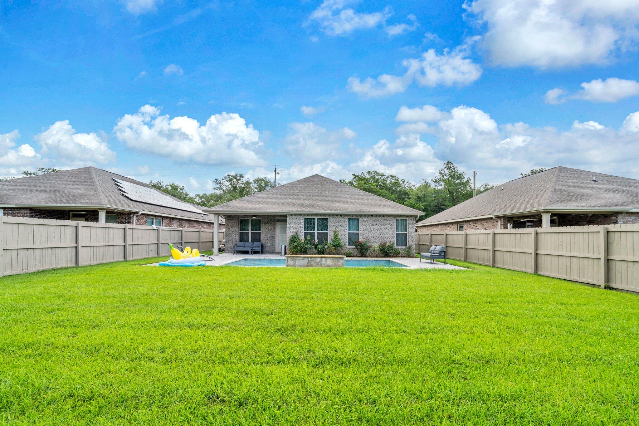 CREDENCE CROSSING - Residential