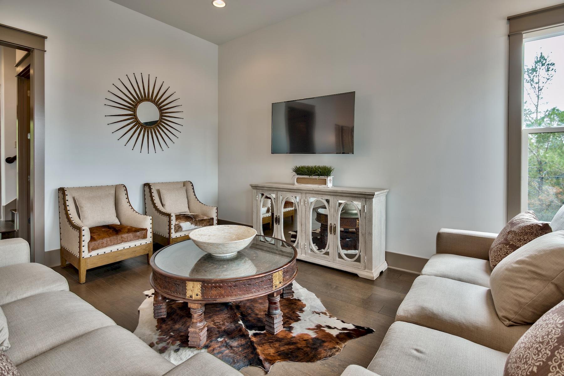 BEACH HIGHLANDS - Residential