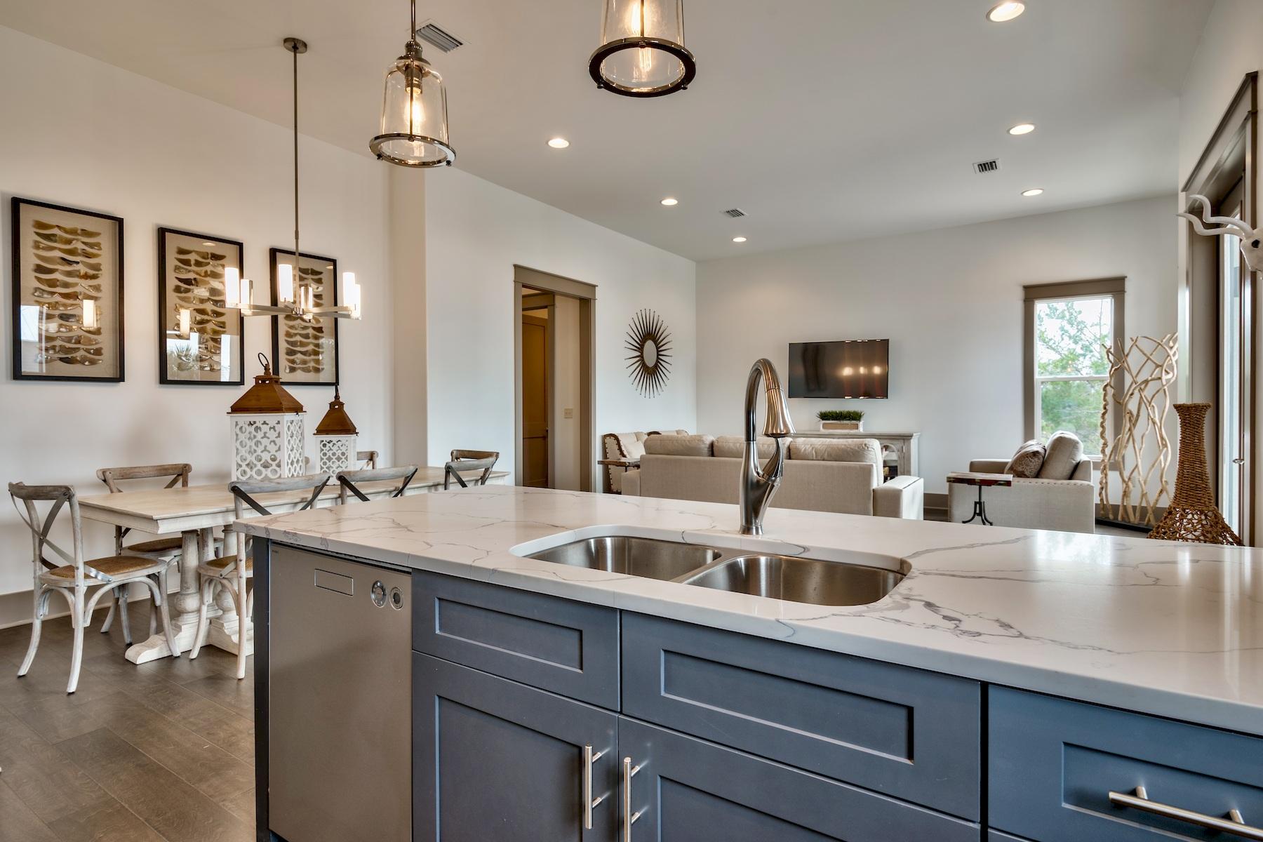 BEACH HIGHLANDS - Residential