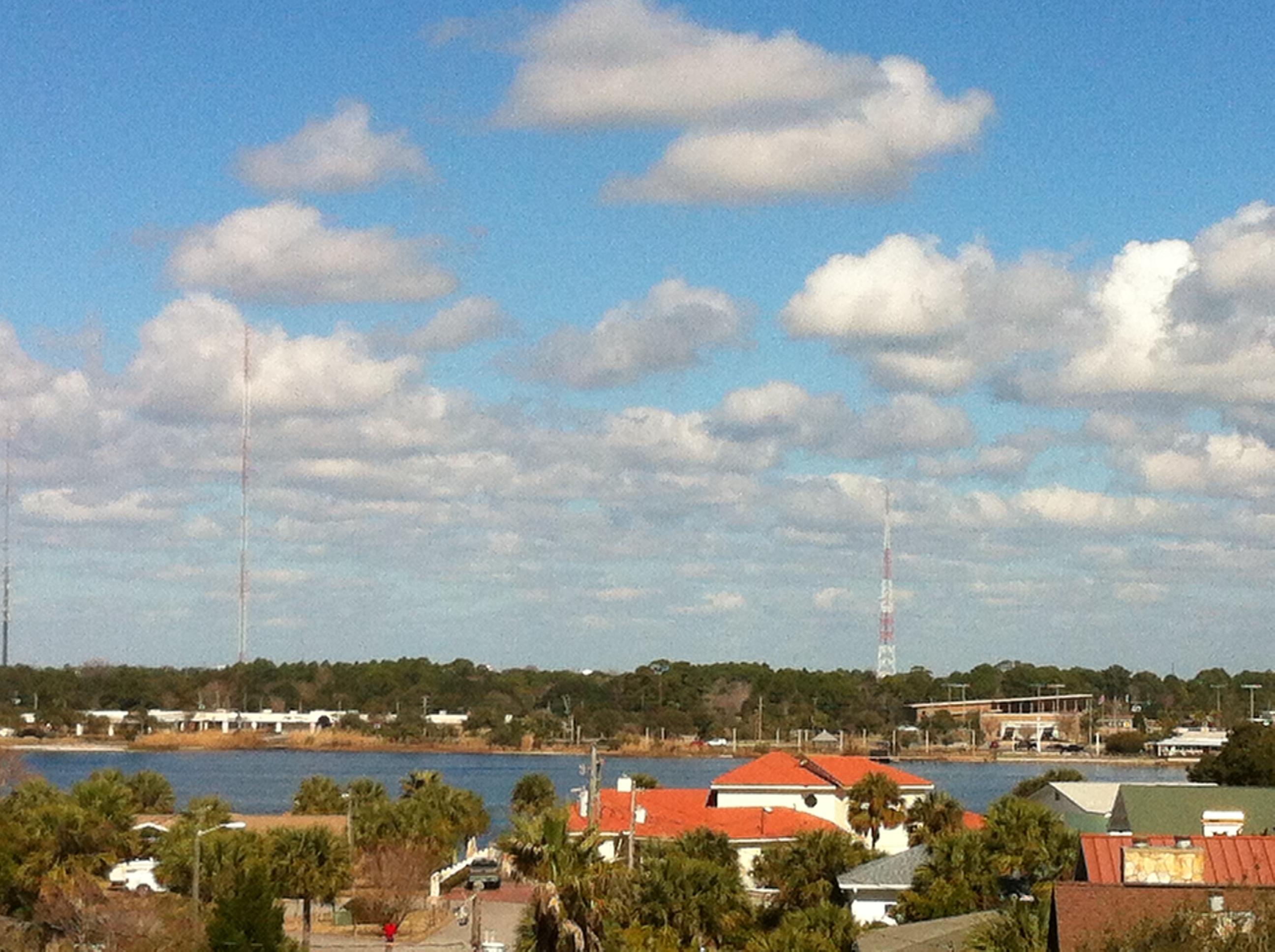 EMERALD ISLE - Residential