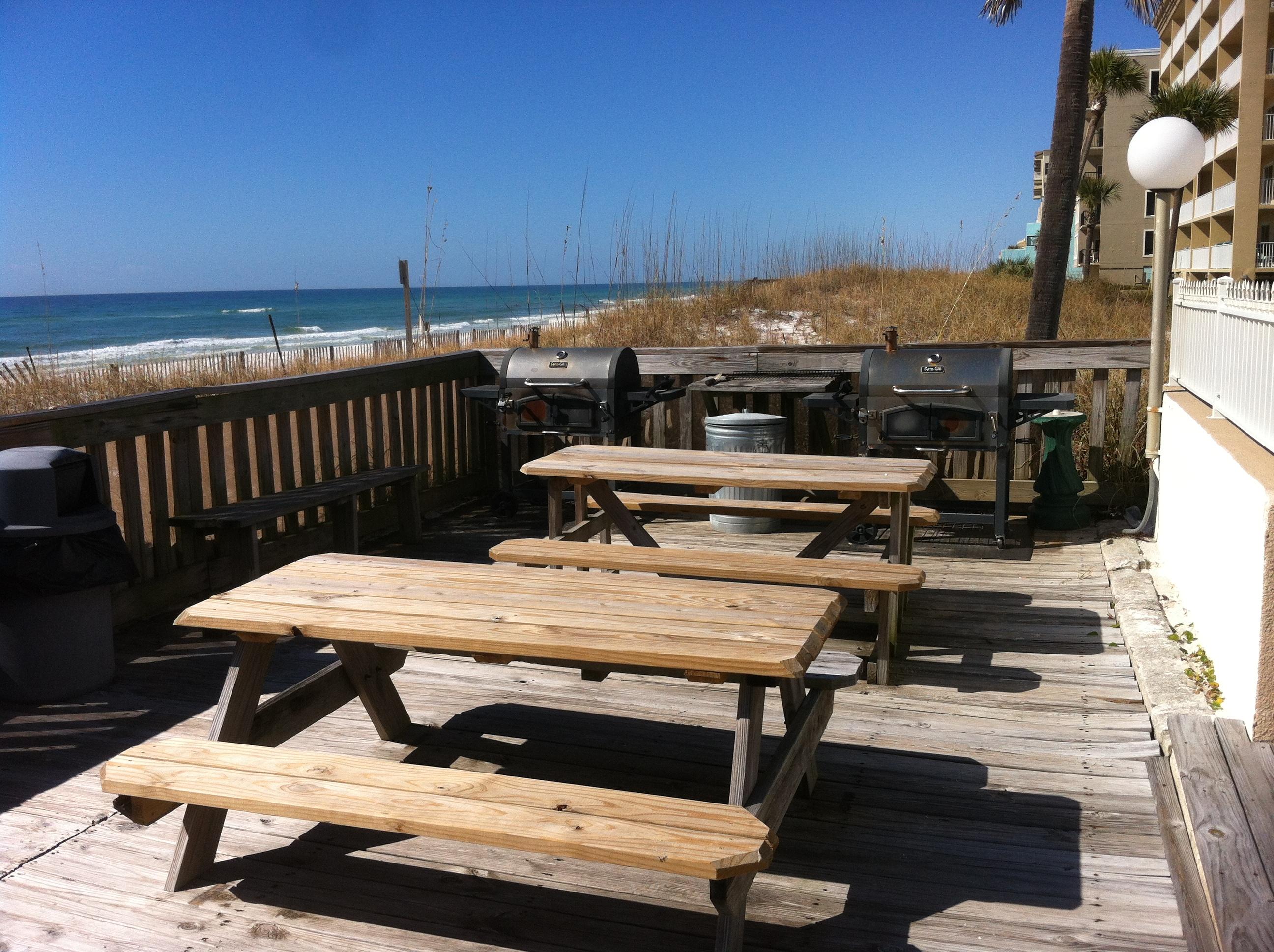 EMERALD ISLE - Residential
