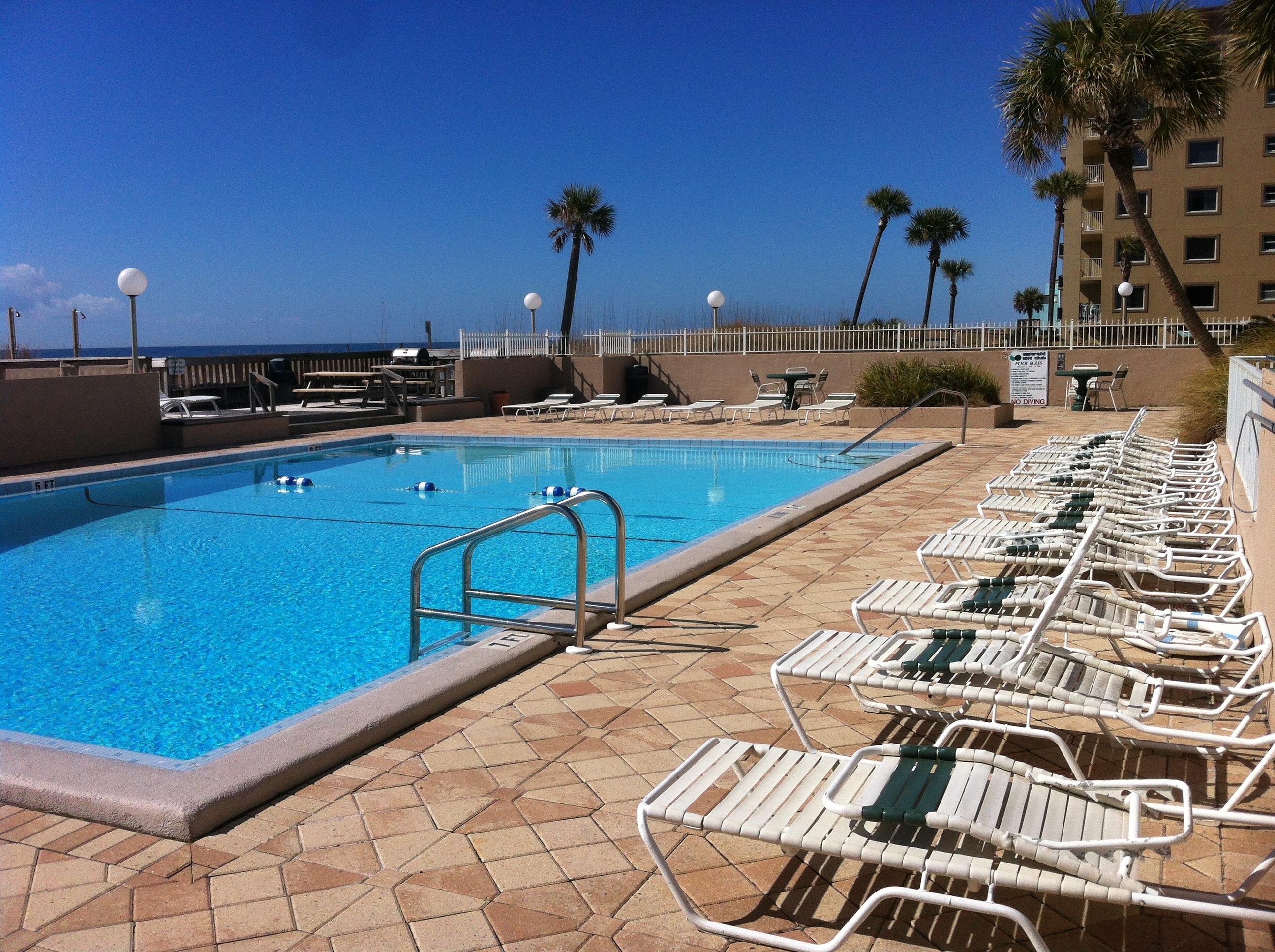 EMERALD ISLE - Residential