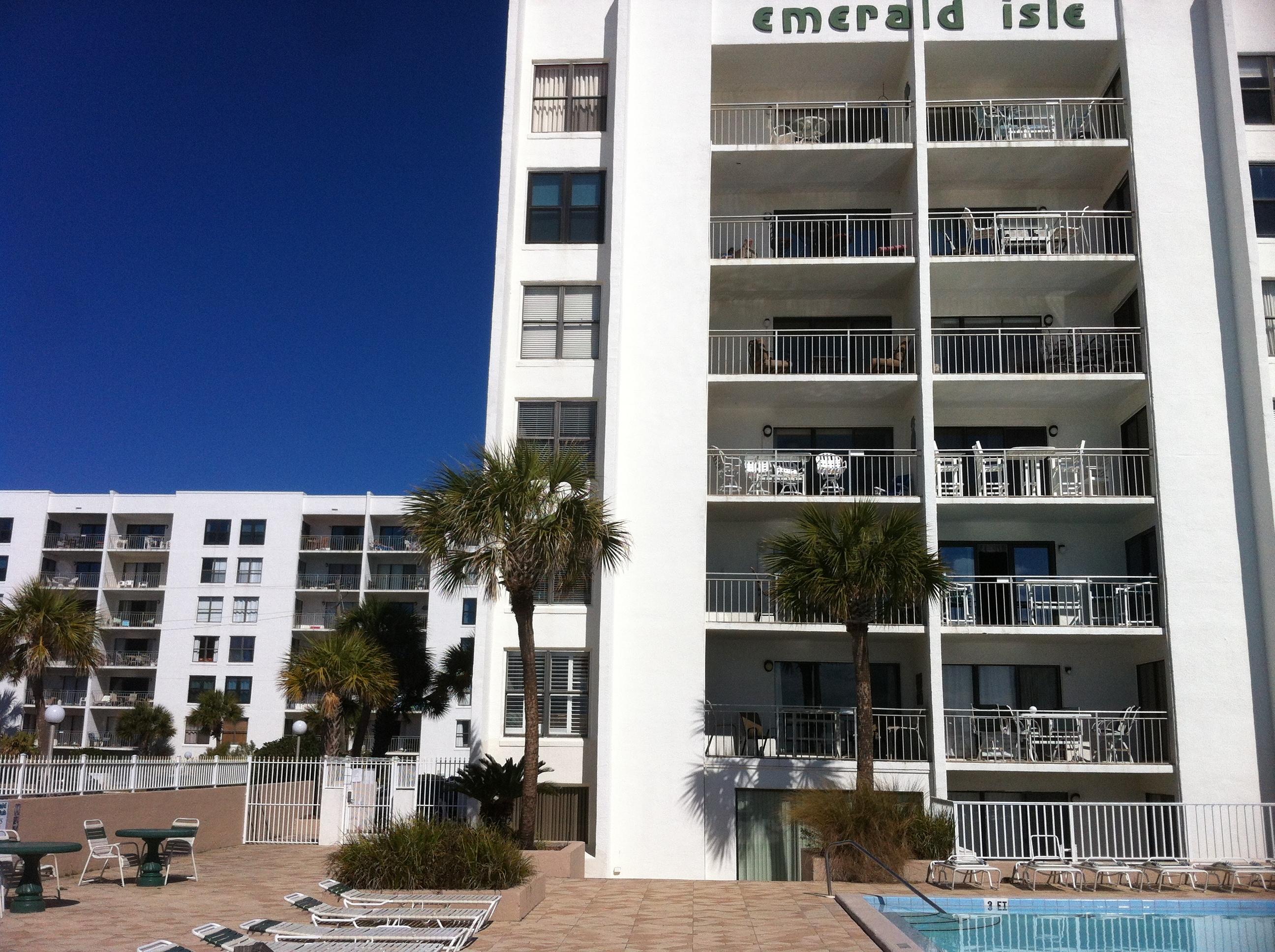 EMERALD ISLE - Residential