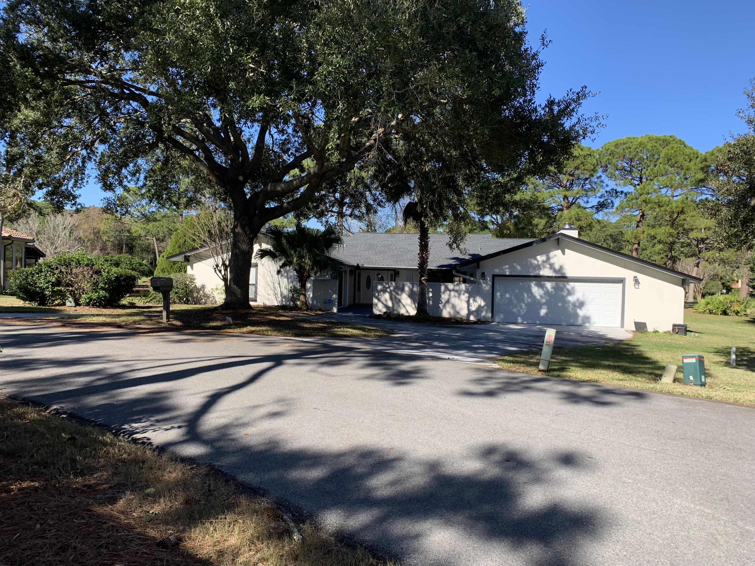 GOLF VIEW - Residential