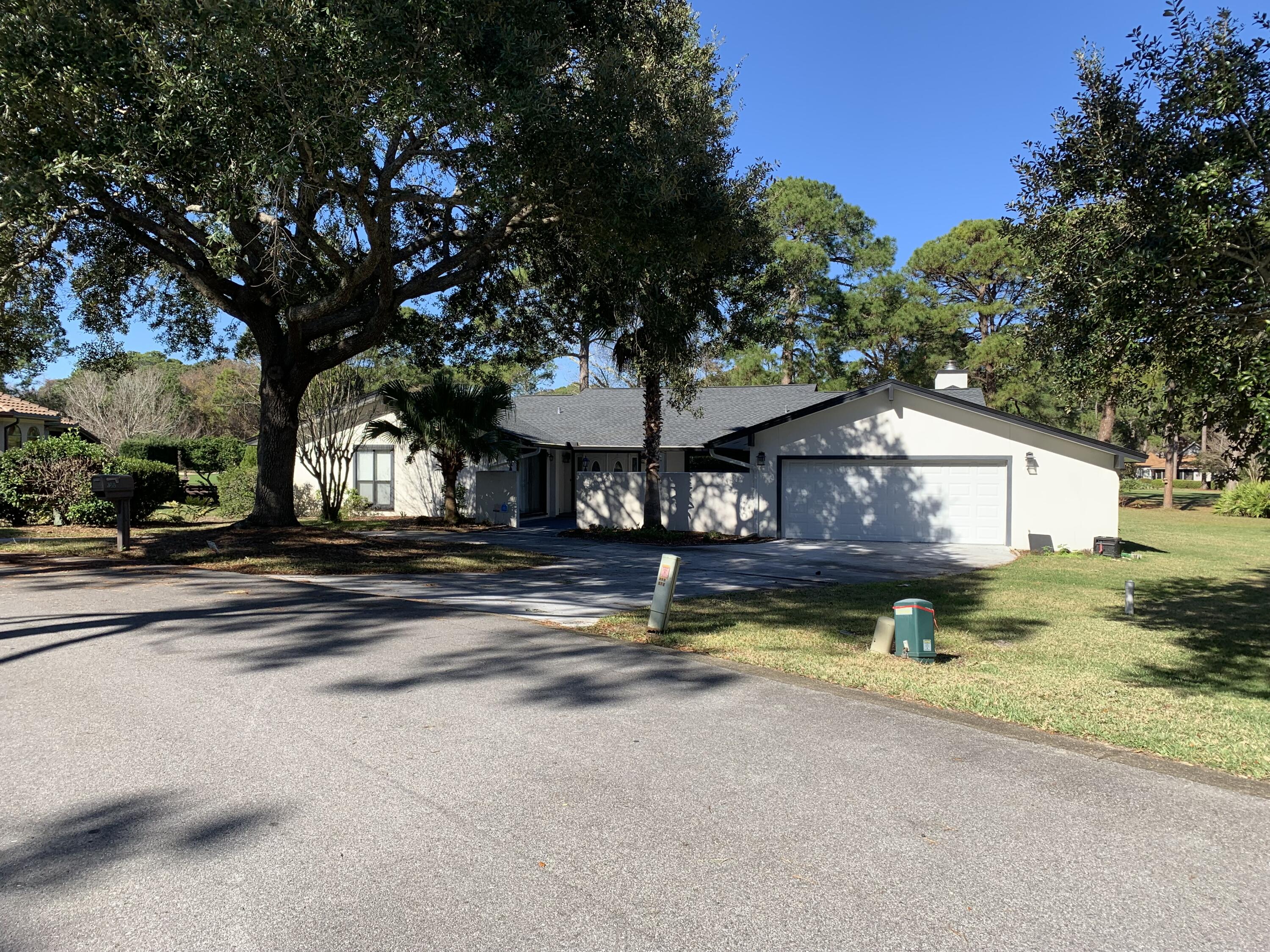 GOLF VIEW - Residential