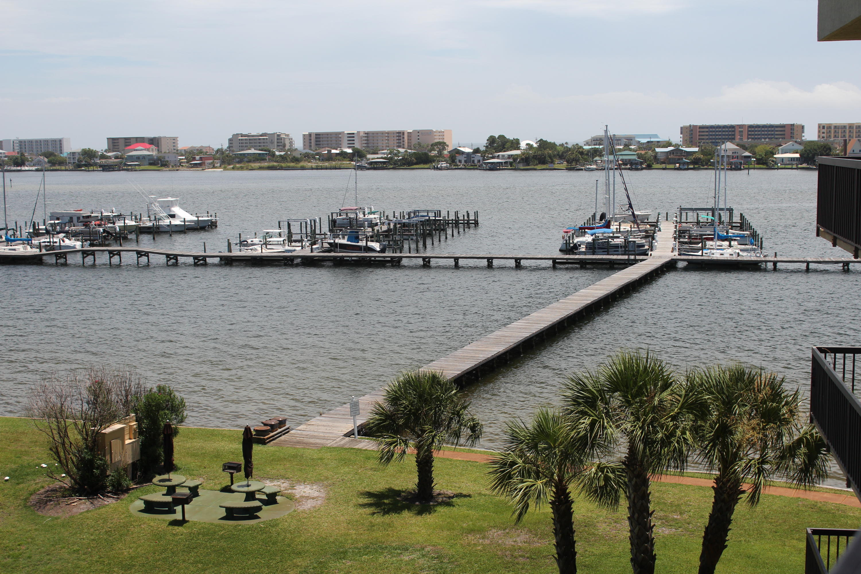 PIRATES BAY PH 1 - Residential