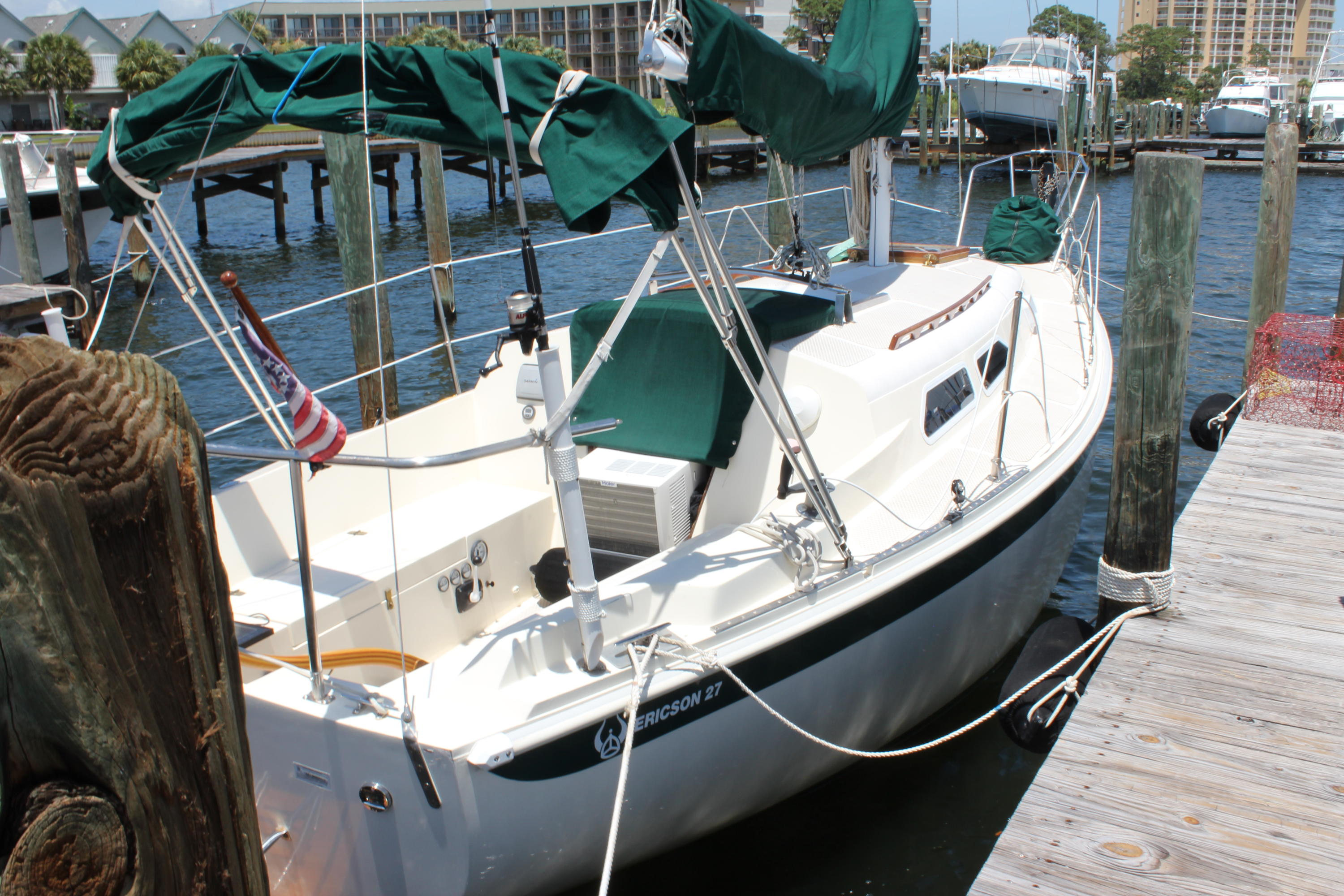 PIRATES BAY PH 1 - Residential