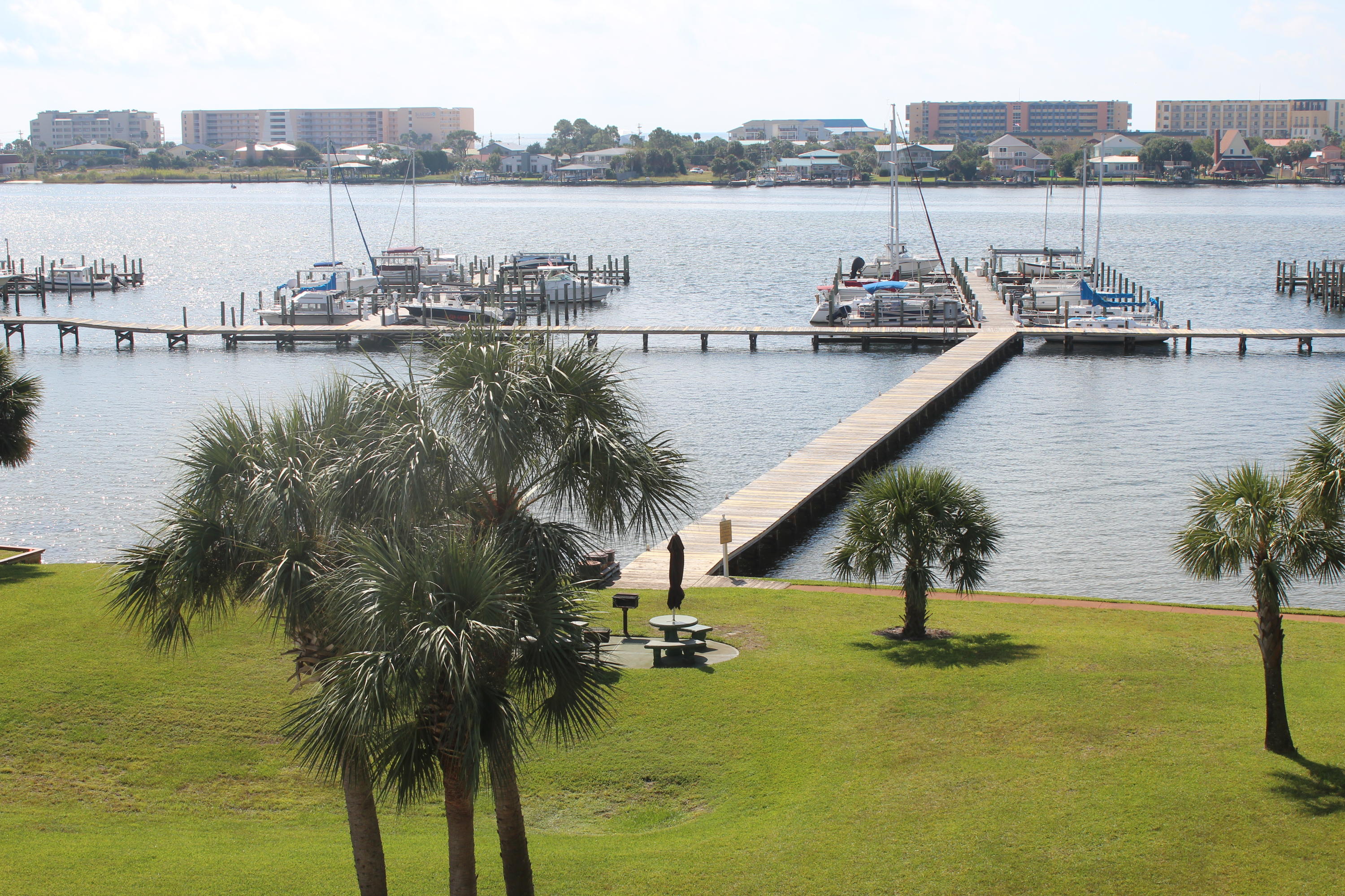 PIRATES BAY PH 1 - Residential