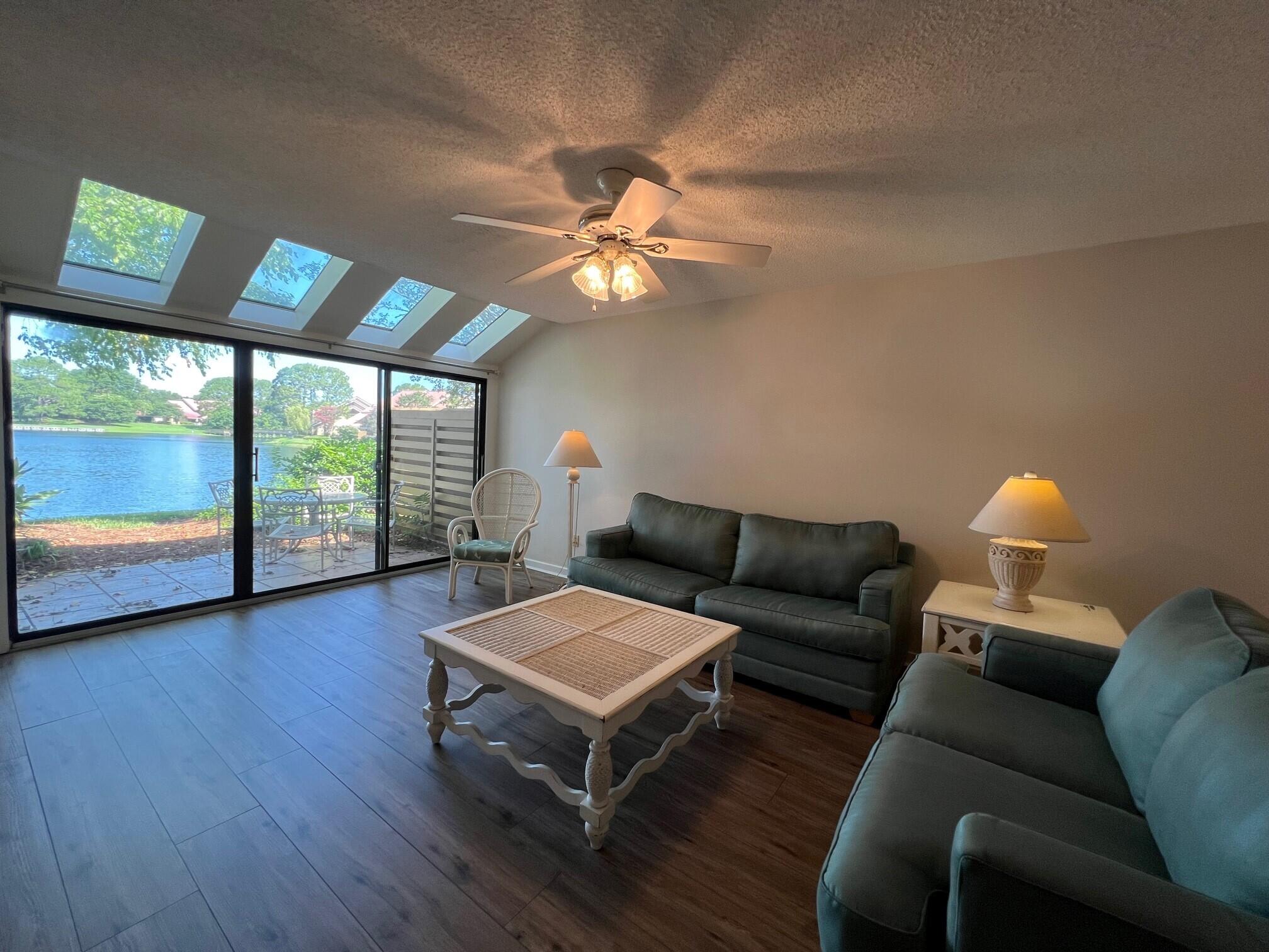 BEACHWALK VILLAS PH 04 - Residential Lease